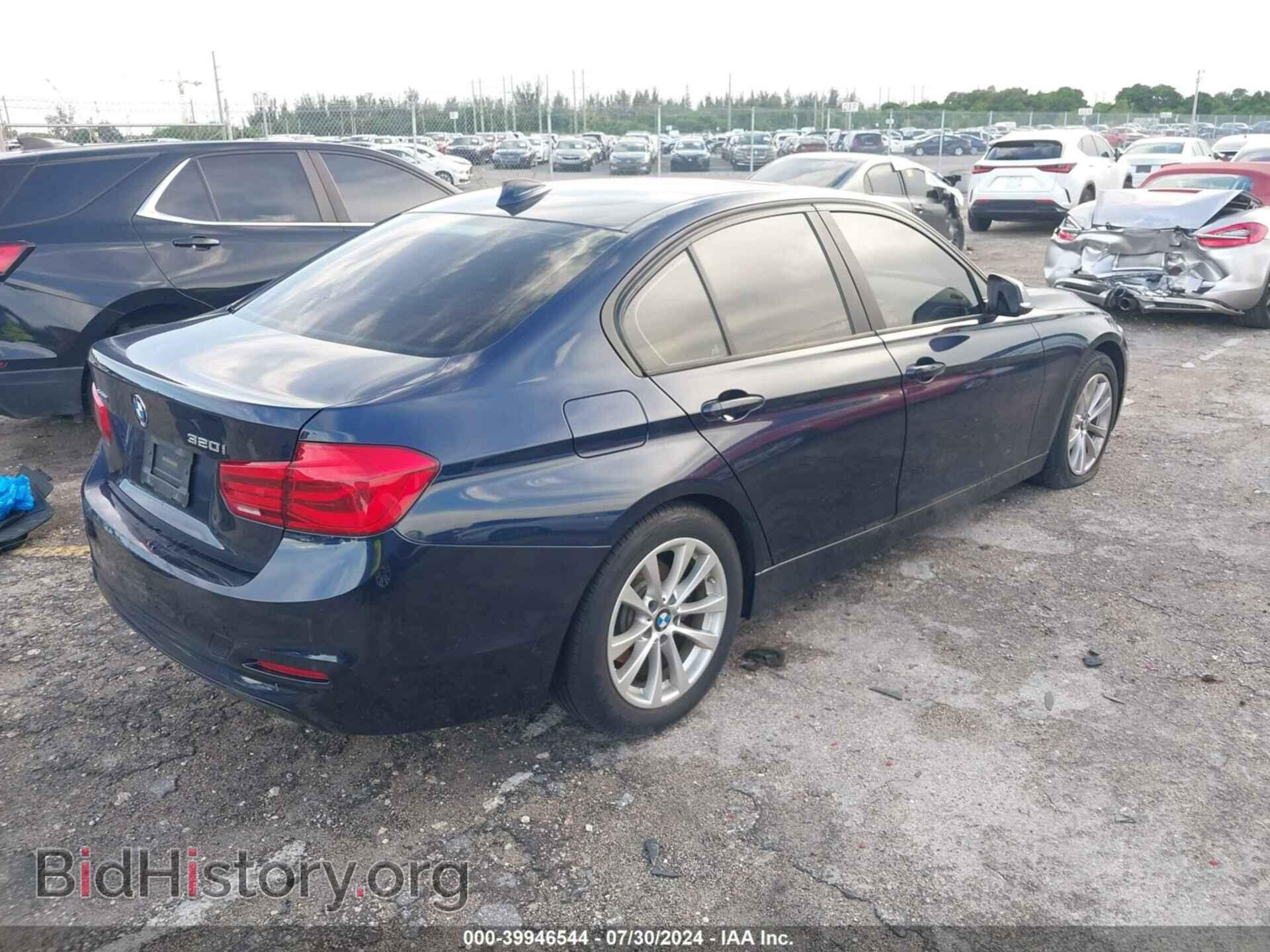 2017 BMW 320I - VIN: WBA8E5G30HNU44573 - Фото 4