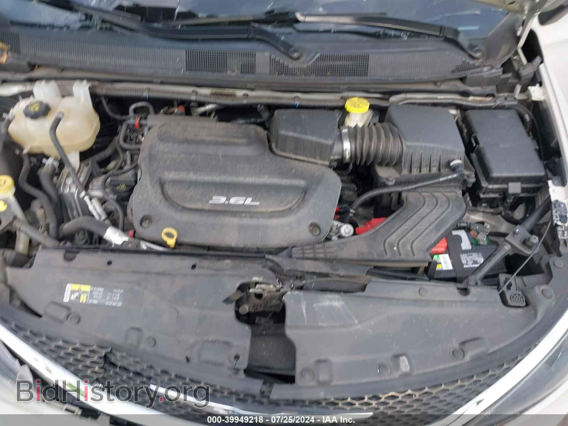 2017 CHRYSLER PACIFICA - VIN: 2C4RC1DG6HR588323 - Photo 10