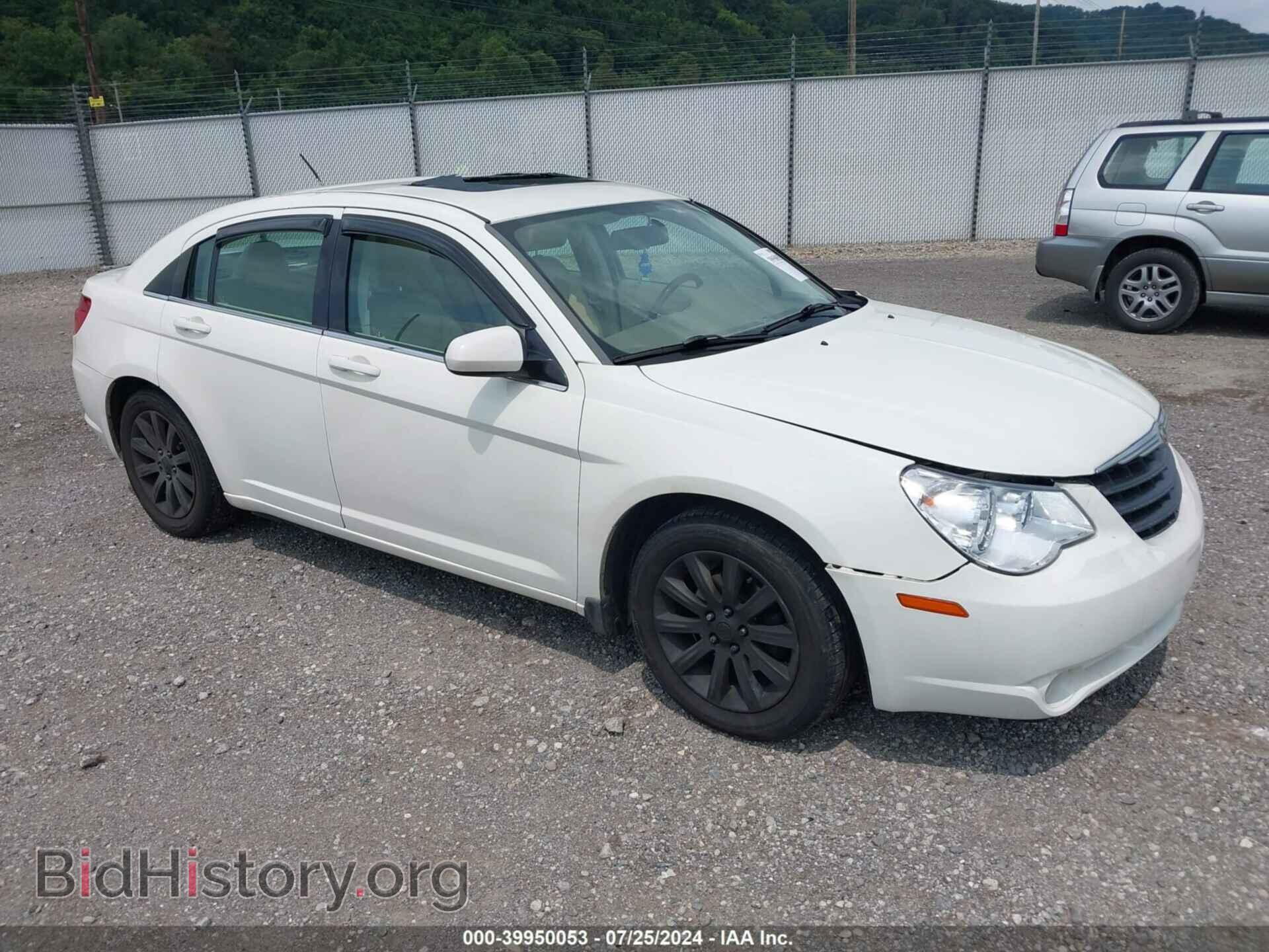 Photo 1C3CC5FB3AN210529 - CHRYSLER SEBRING 2010