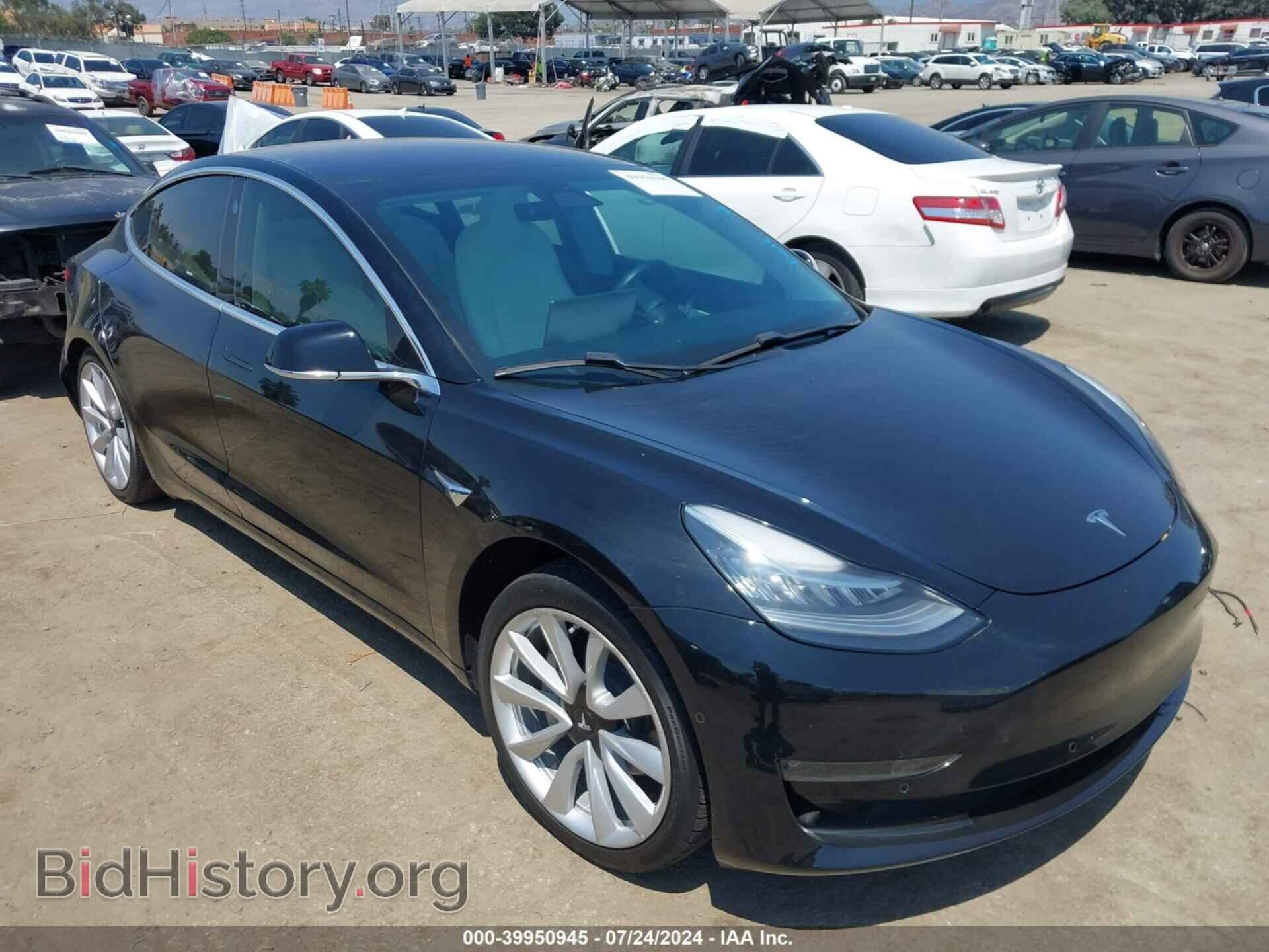 Фотография 5YJ3E1EB9JF111776 - TESLA MODEL 3 2018