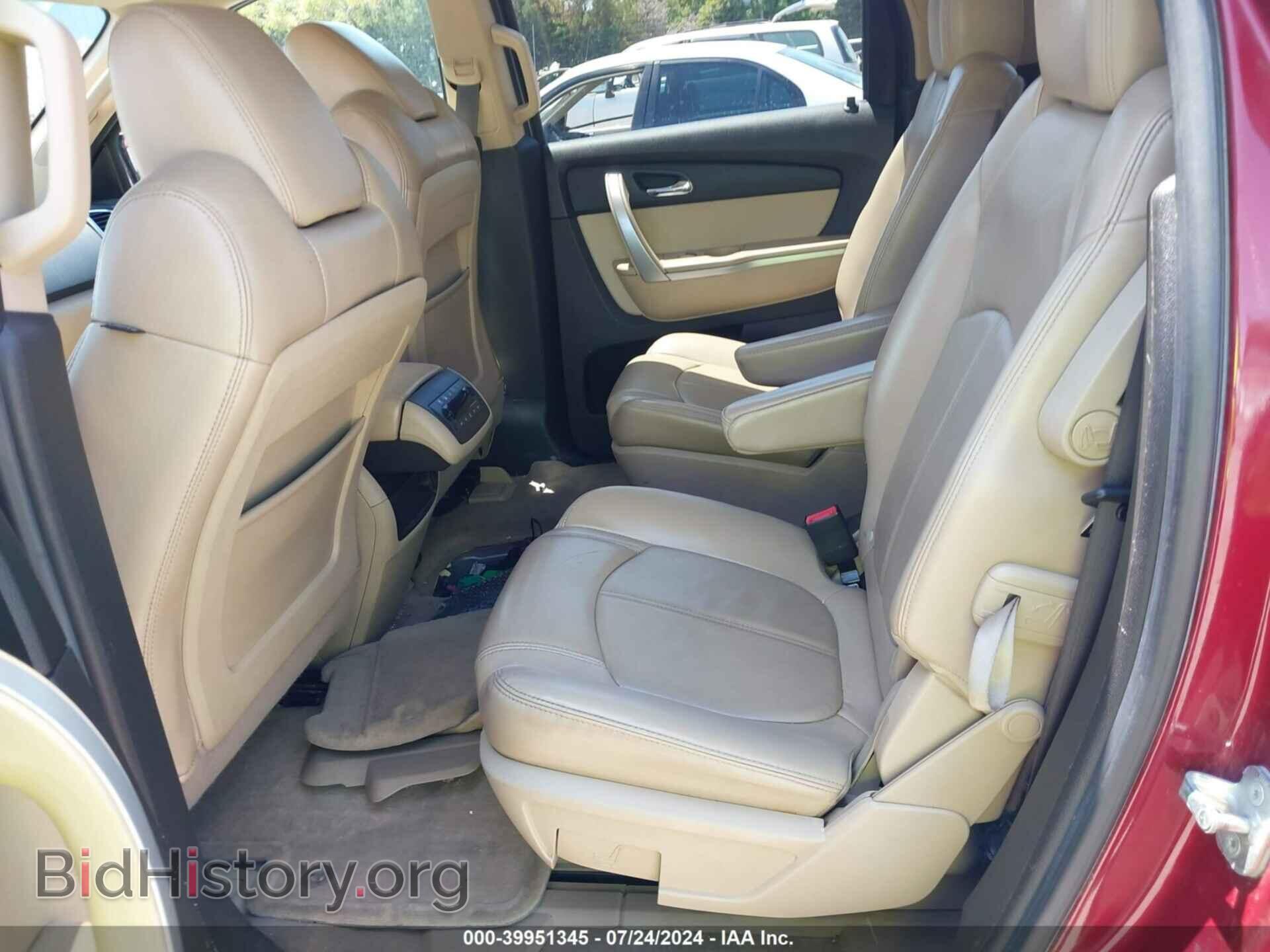 2011 GMC ACADIA - VIN: 1GKKRRED8BJ119978 - Photo 8