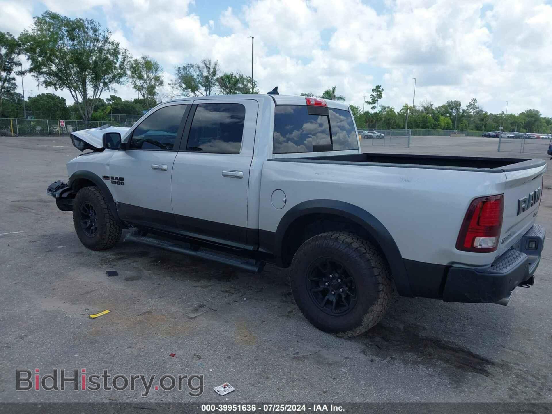 2018 RAM 1500 - VIN: 1C6RR7YT8JS236185 - Фото 3