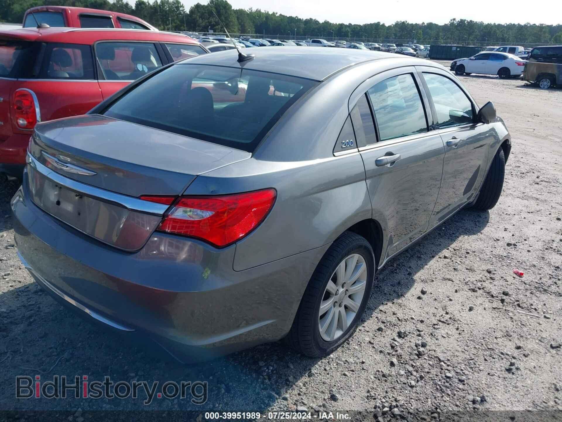 2012 CHRYSLER 200 - VIN: 1C3CCBBB7CN106679 - Фото 4