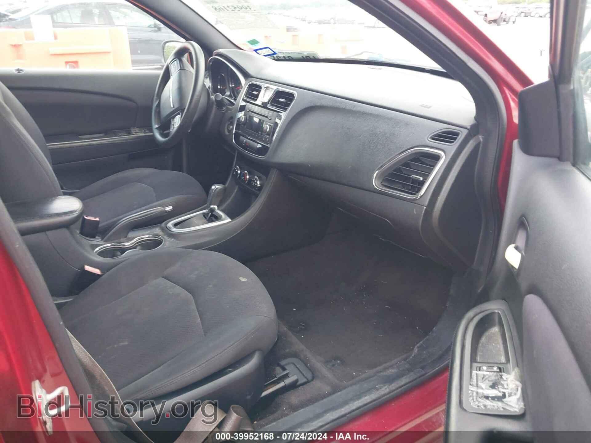2012 CHRYSLER 200 - VIN: 1C3CCBAB0CN330832 - Фото 5