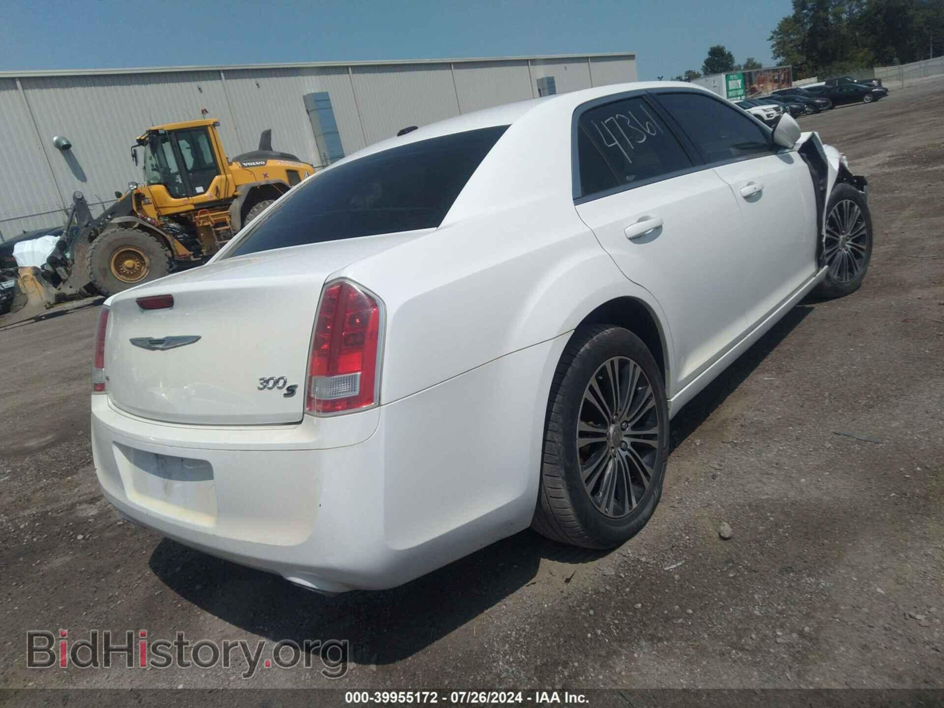 2014 CHRYSLER 300 - VIN: 2C3CCAGG7EH181585 - Photo 4