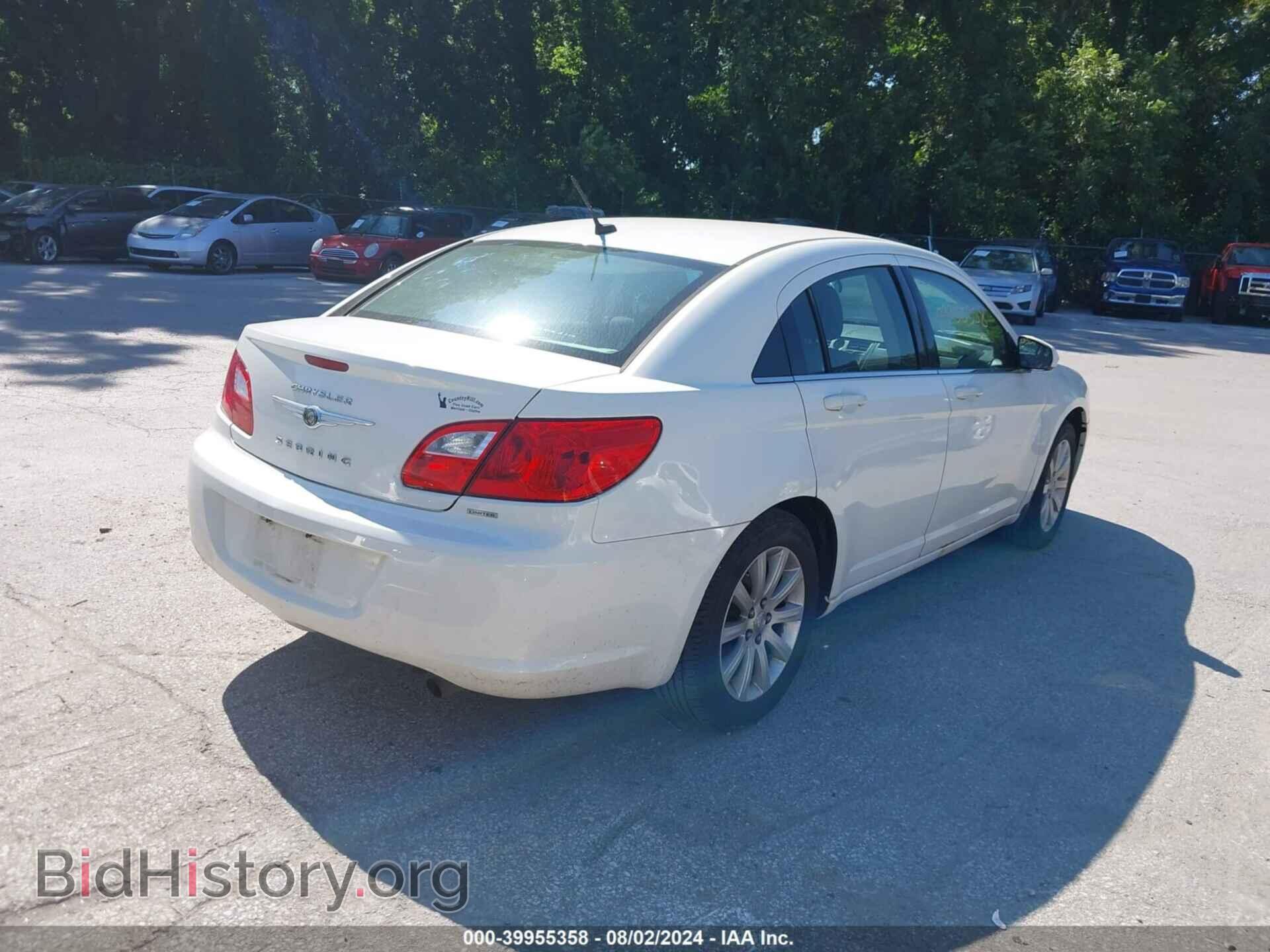 2010 CHRYSLER SEBRING - VIN: 1C3CC5FB9AN100651 - Фото 4
