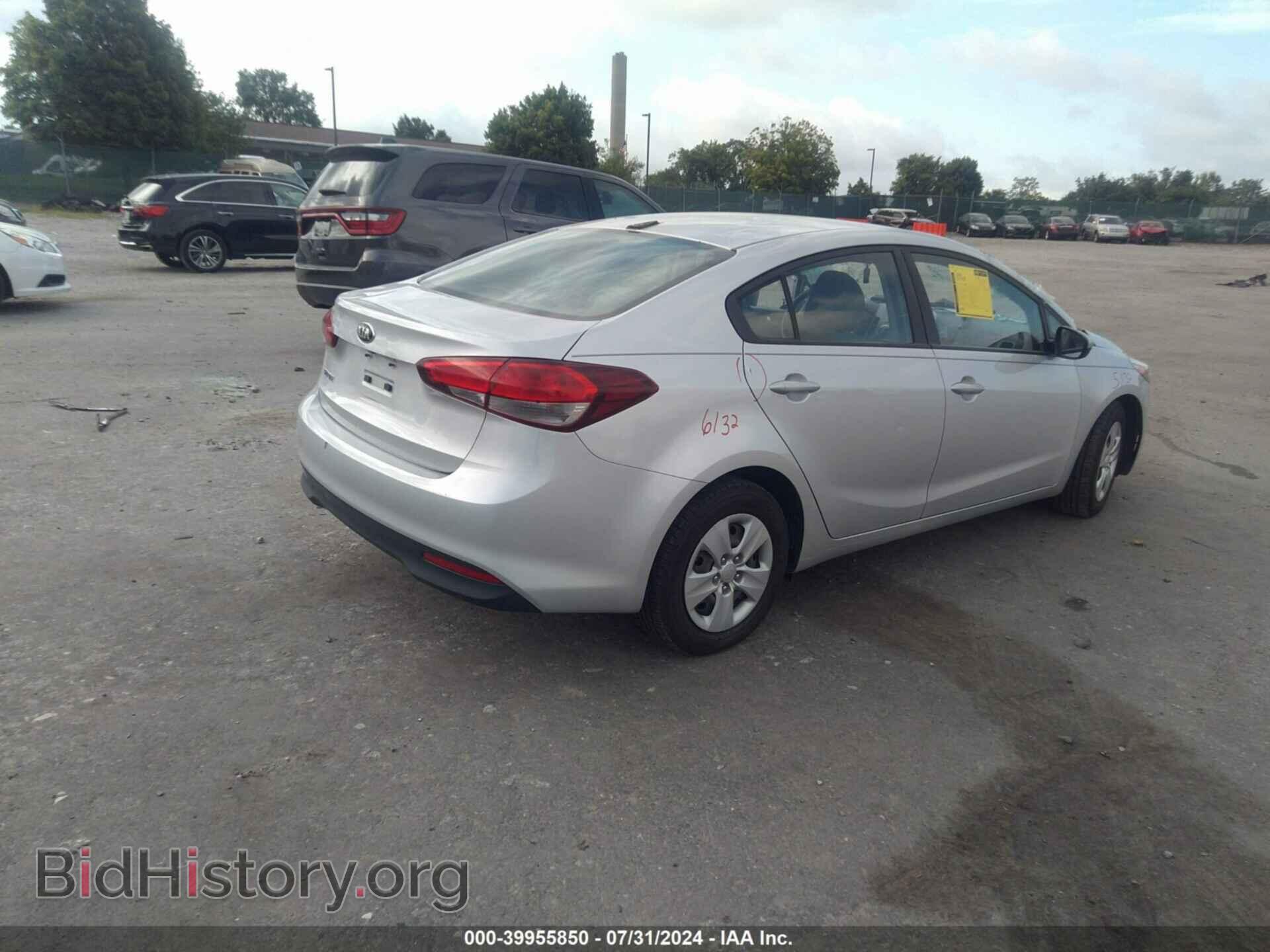 2017 KIA FORTE - VIN: 3KPFL4A77HE010726 - Фото 4