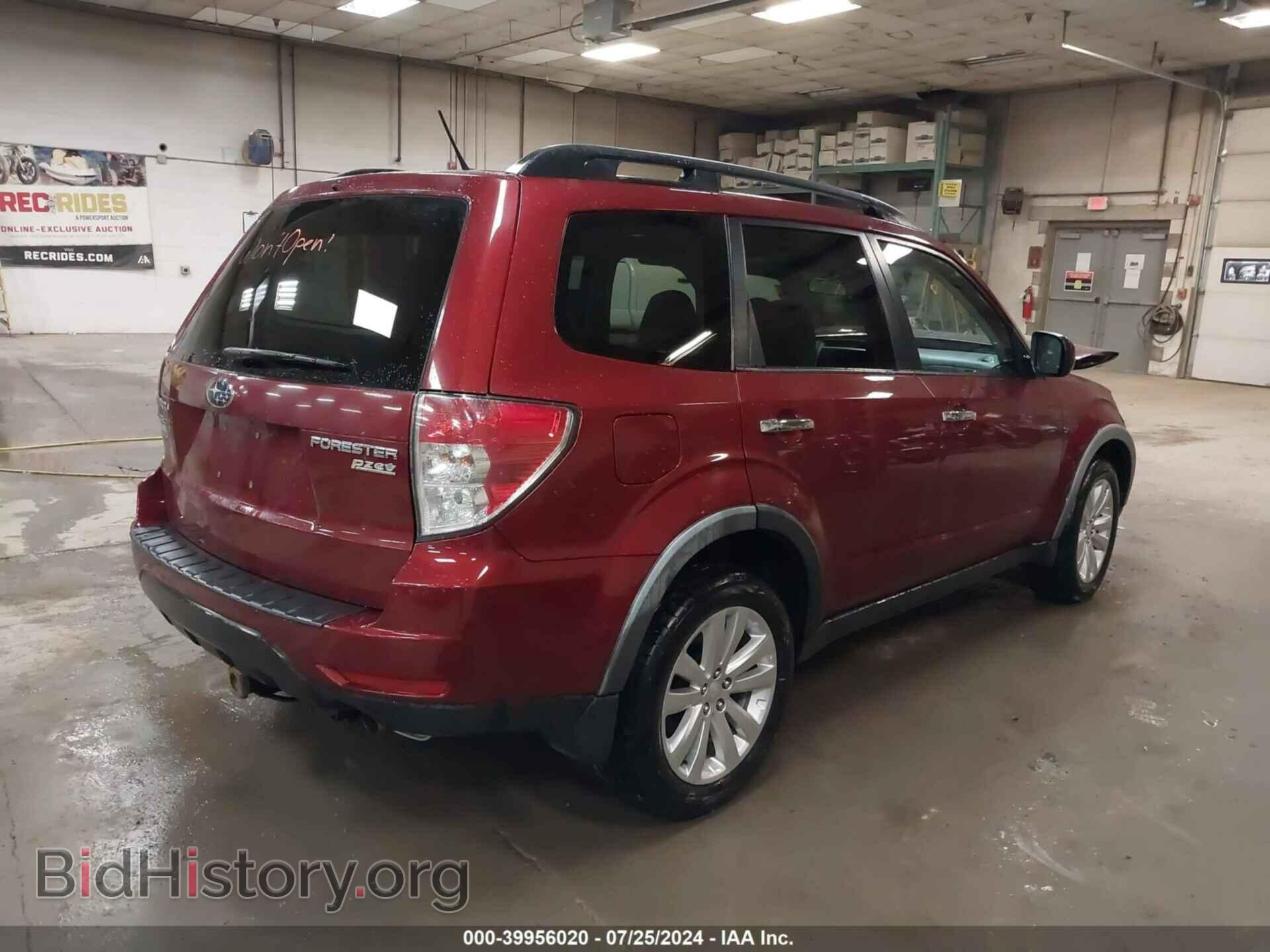 2011 SUBARU FORESTER - VIN: JF2SHADC8BH755656 - Фото 4