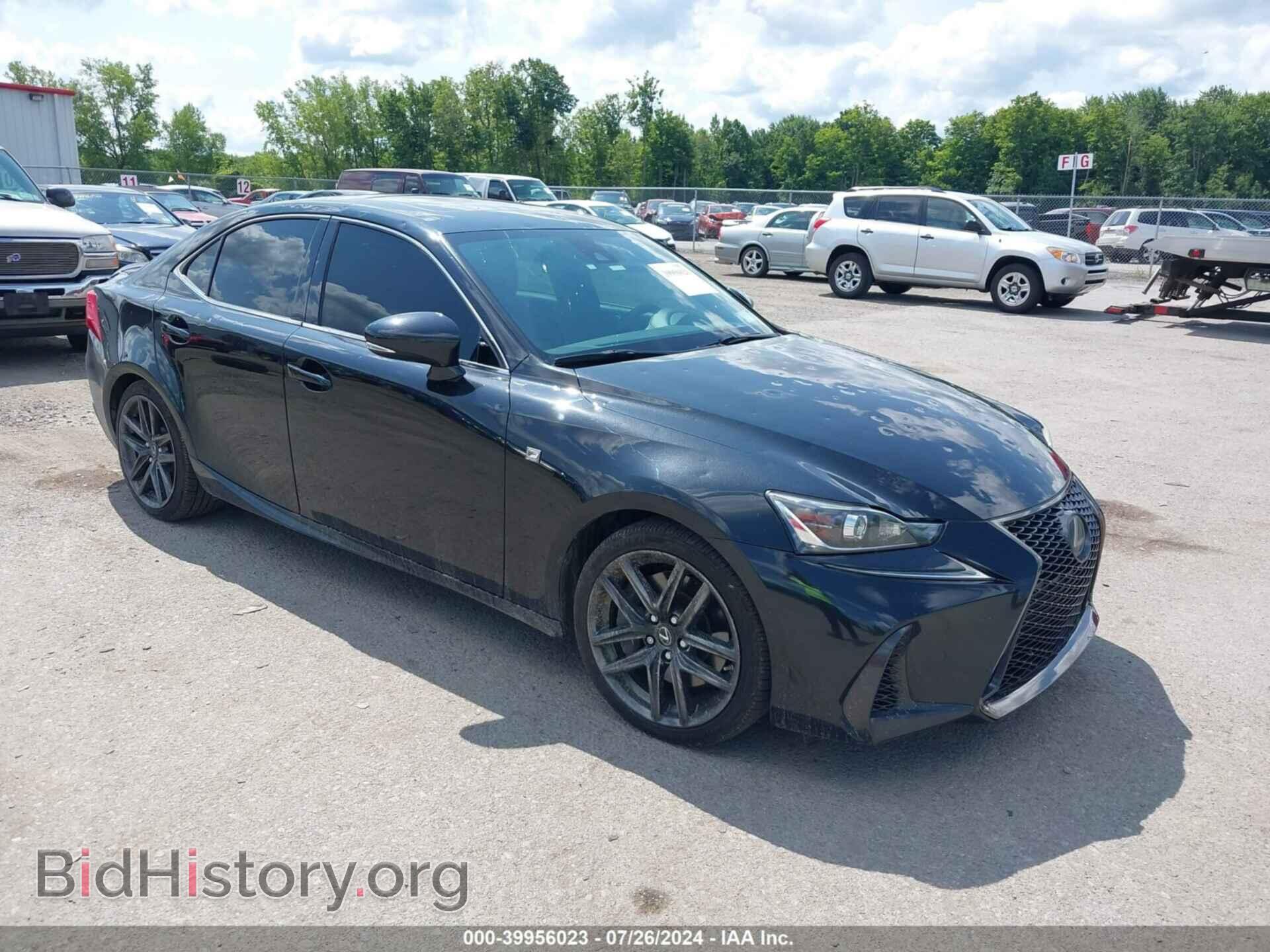 Photo JTHCM1D2XH5015430 - LEXUS IS 300 2017