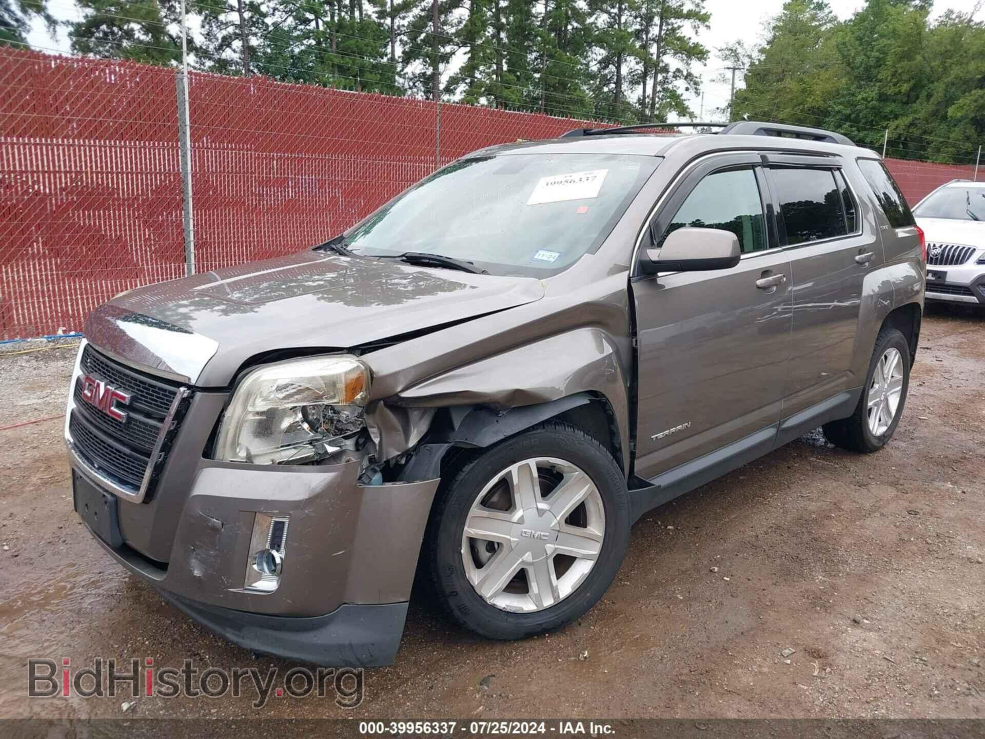 2011 GMC TERRAIN - VIN: 2CTFLUE51B6282855 - Фото 2