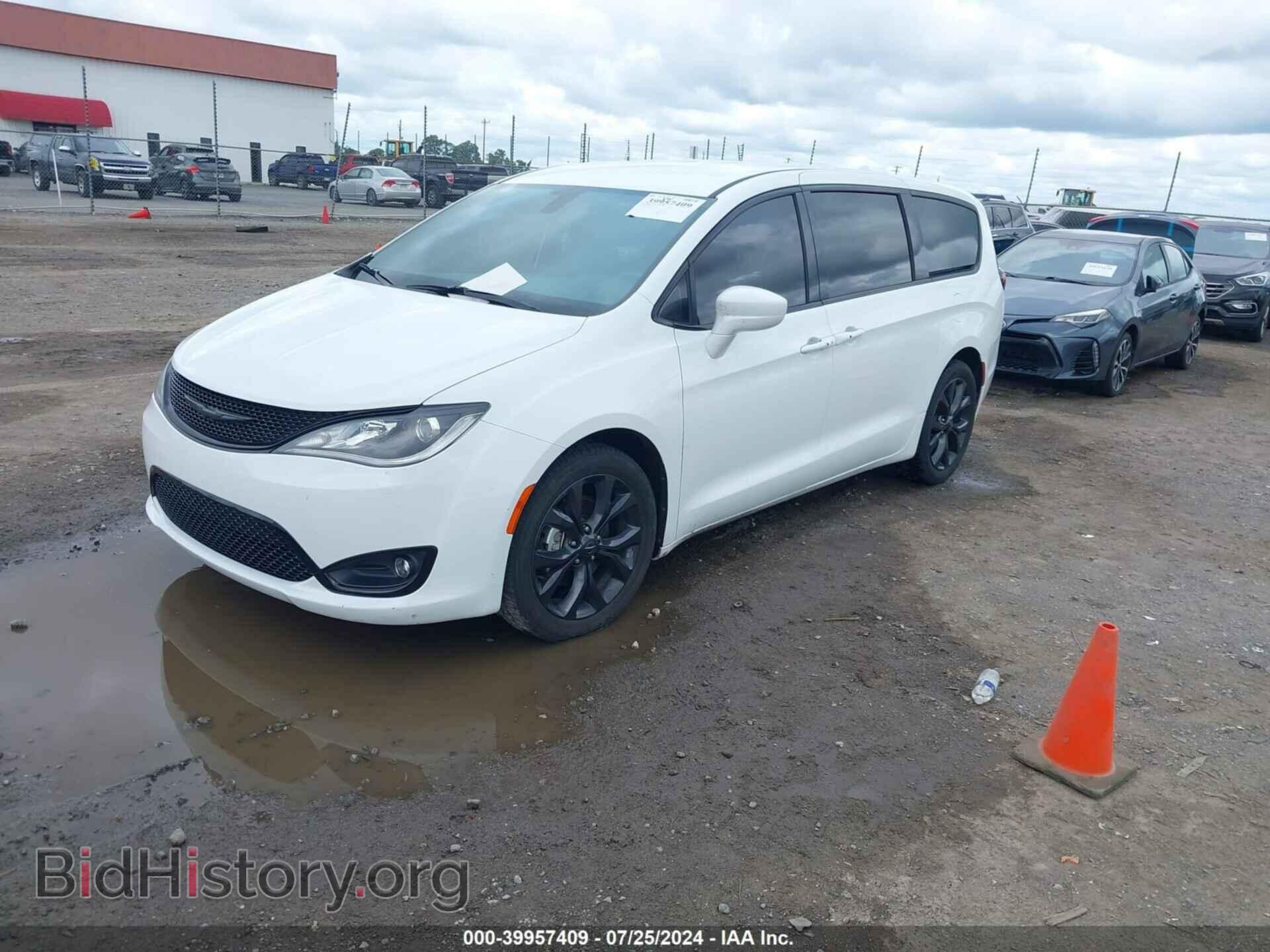 2020 CHRYSLER PACIFICA - VIN: 2C4RC1FG5LR116328 - Photo 2