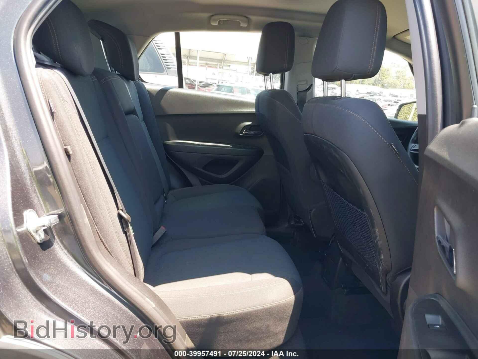 2019 CHEVROLET TRAX - VIN: 3GNCJKSB3KL319829 - Photo 8