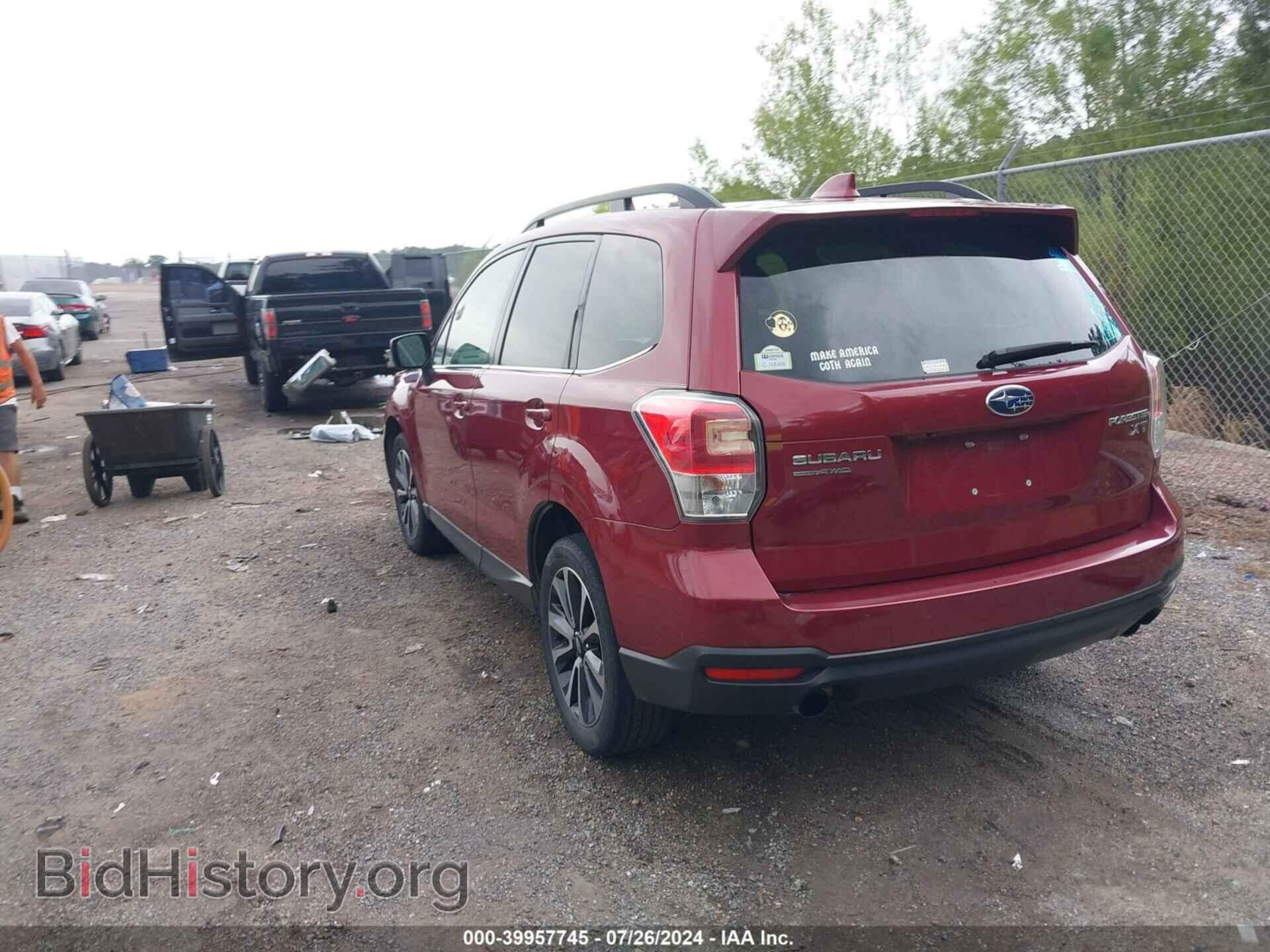 2018 SUBARU FORESTER - VIN: JF2SJGEC1JH518186 - Фото 3
