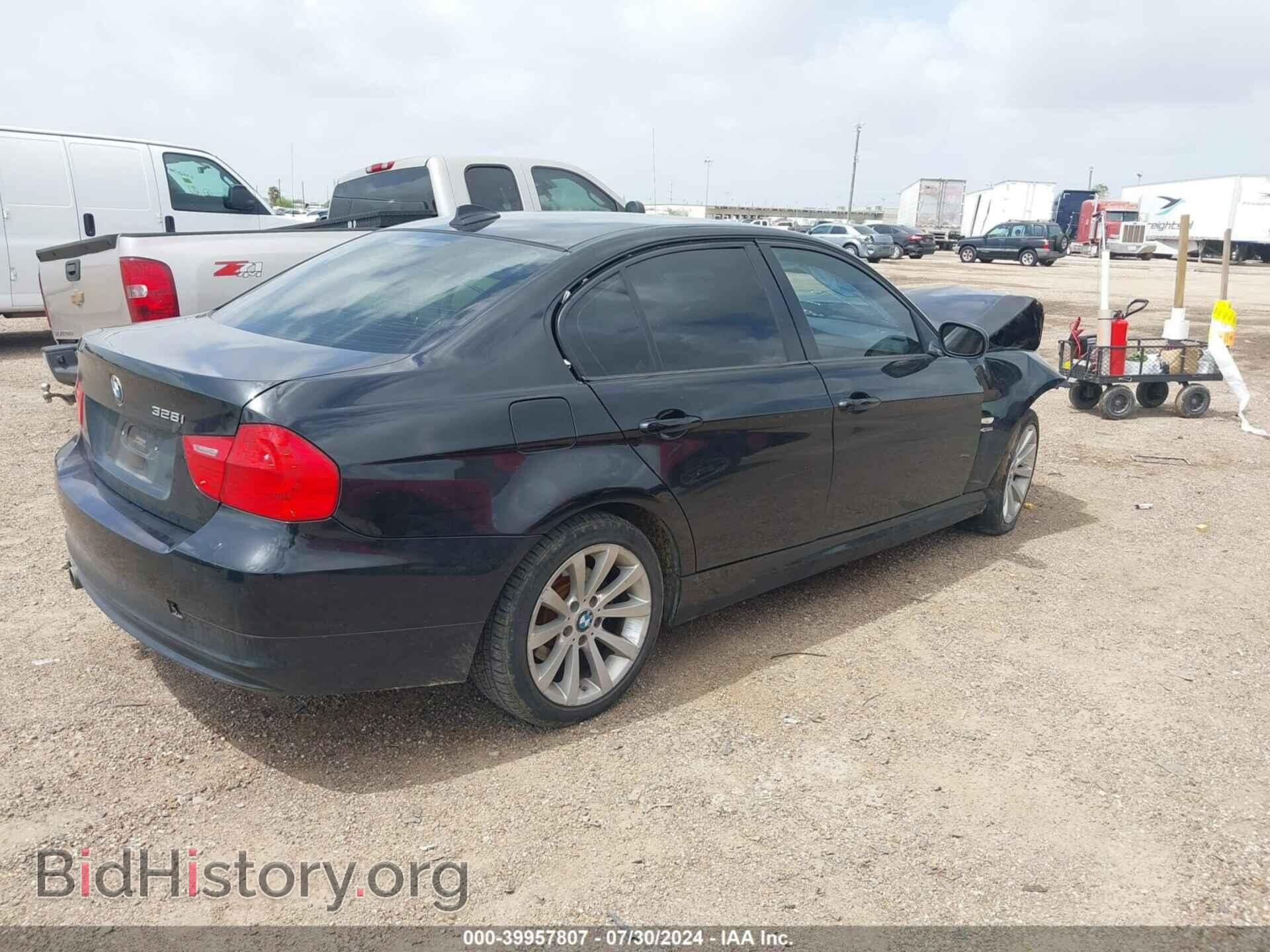 2011 BMW 328I - VIN: WBAPK7C58BF087961 - Фото 4