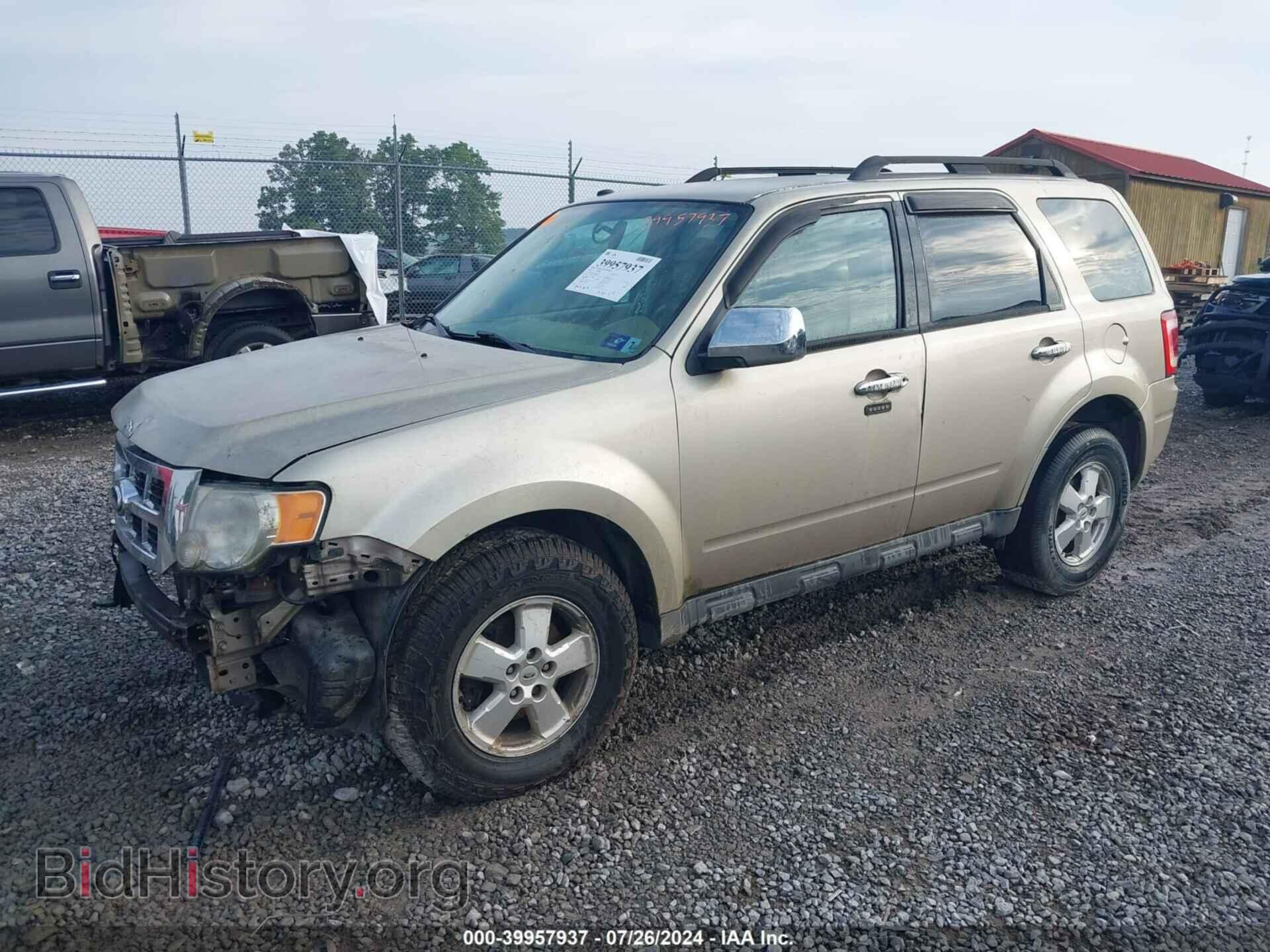 2010 FORD ESCAPE - VIN: 1FMCU9D73AKC03933 - Фото 2