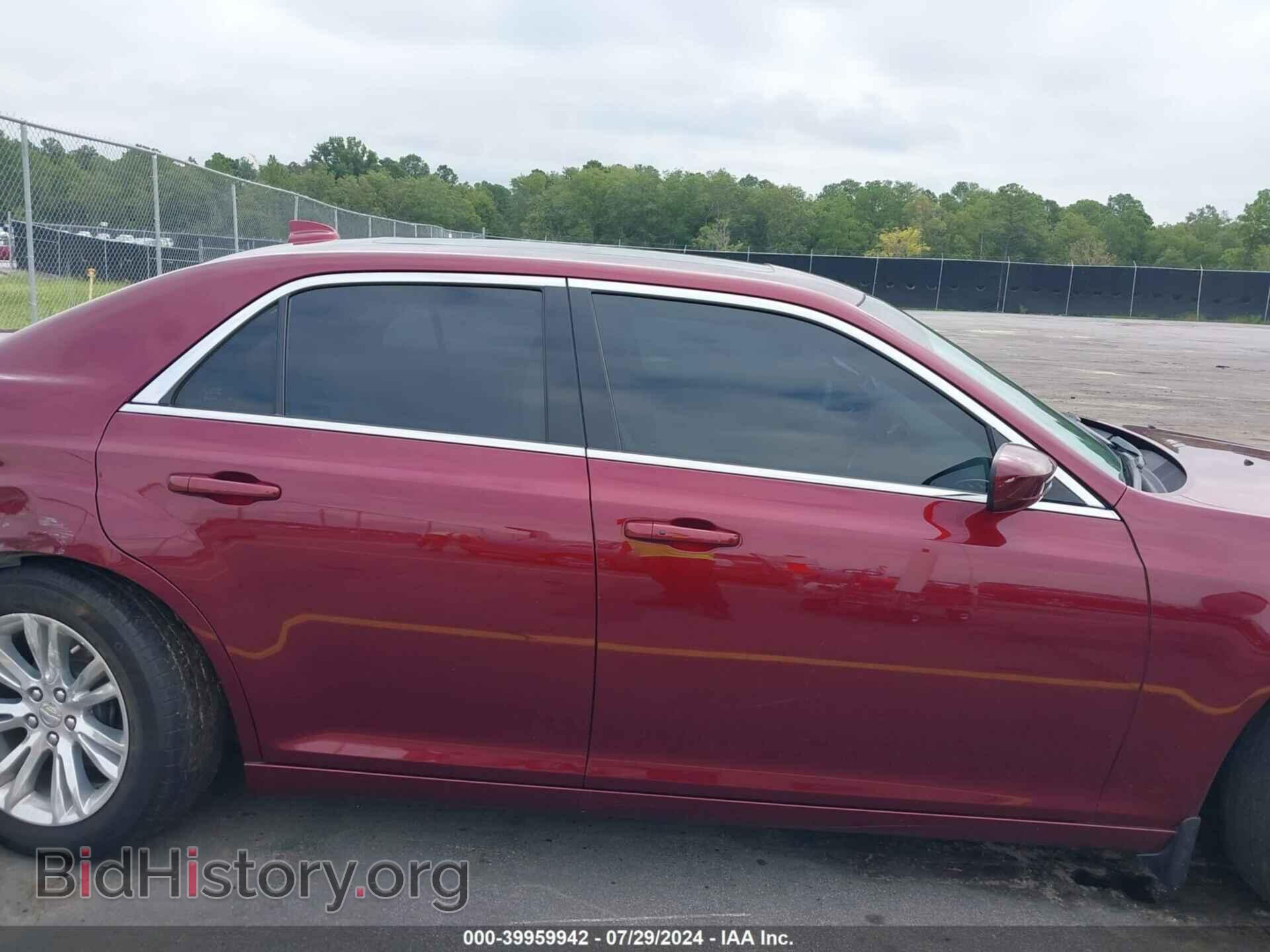 2017 CHRYSLER 300 - VIN: 2C3CCAAG4HH512183 - Фото 13