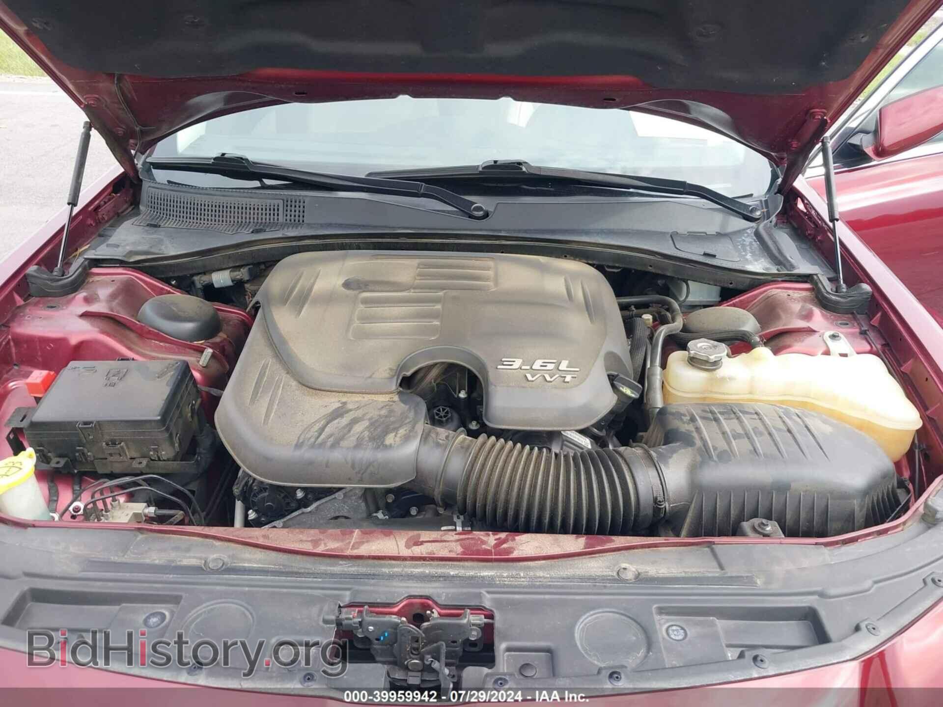 2017 CHRYSLER 300 - VIN: 2C3CCAAG4HH512183 - Фото 10