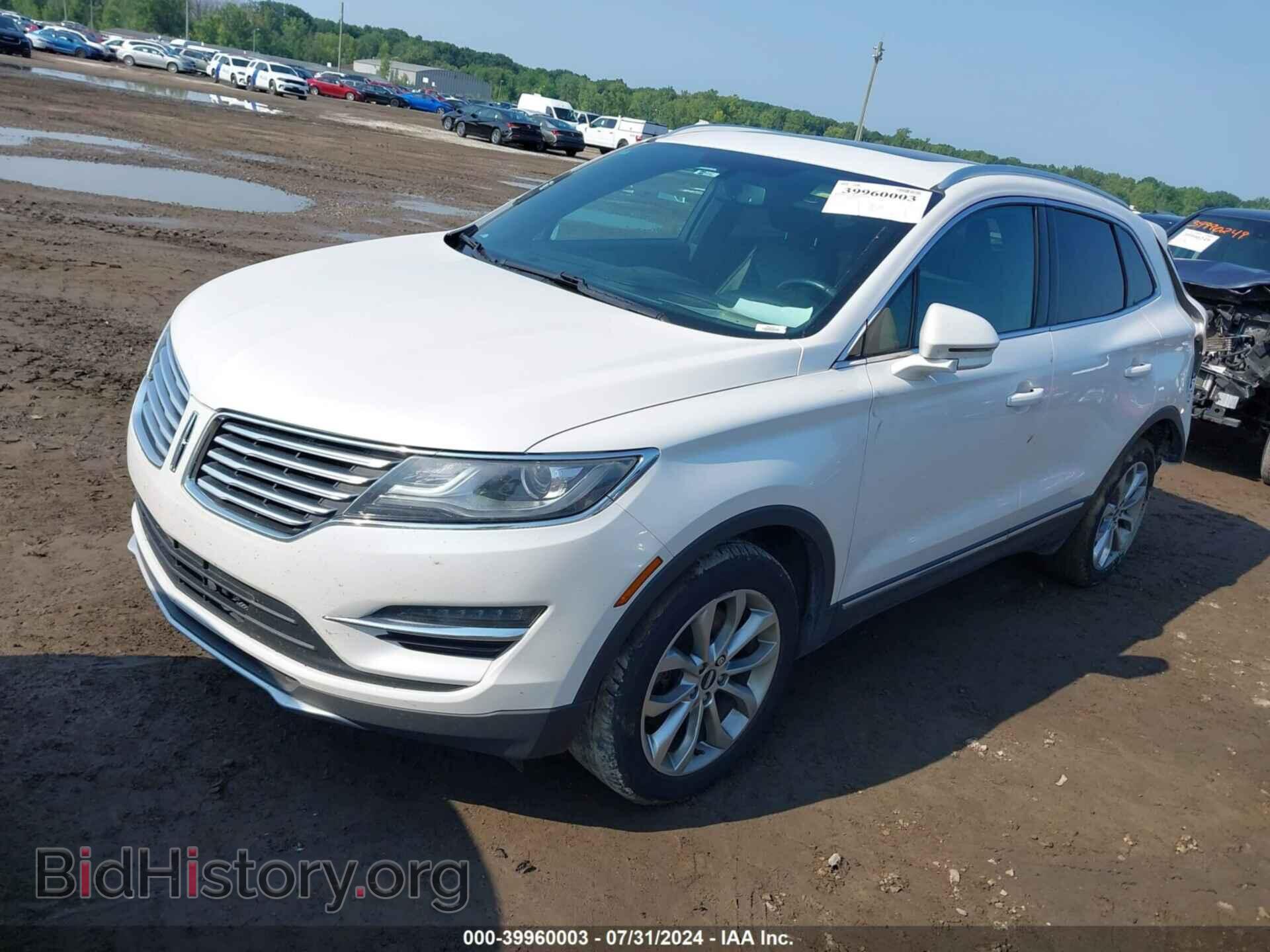 2017 LINCOLN MKC - VIN: 5LMCJ2D96HUL23397 - Photo 2