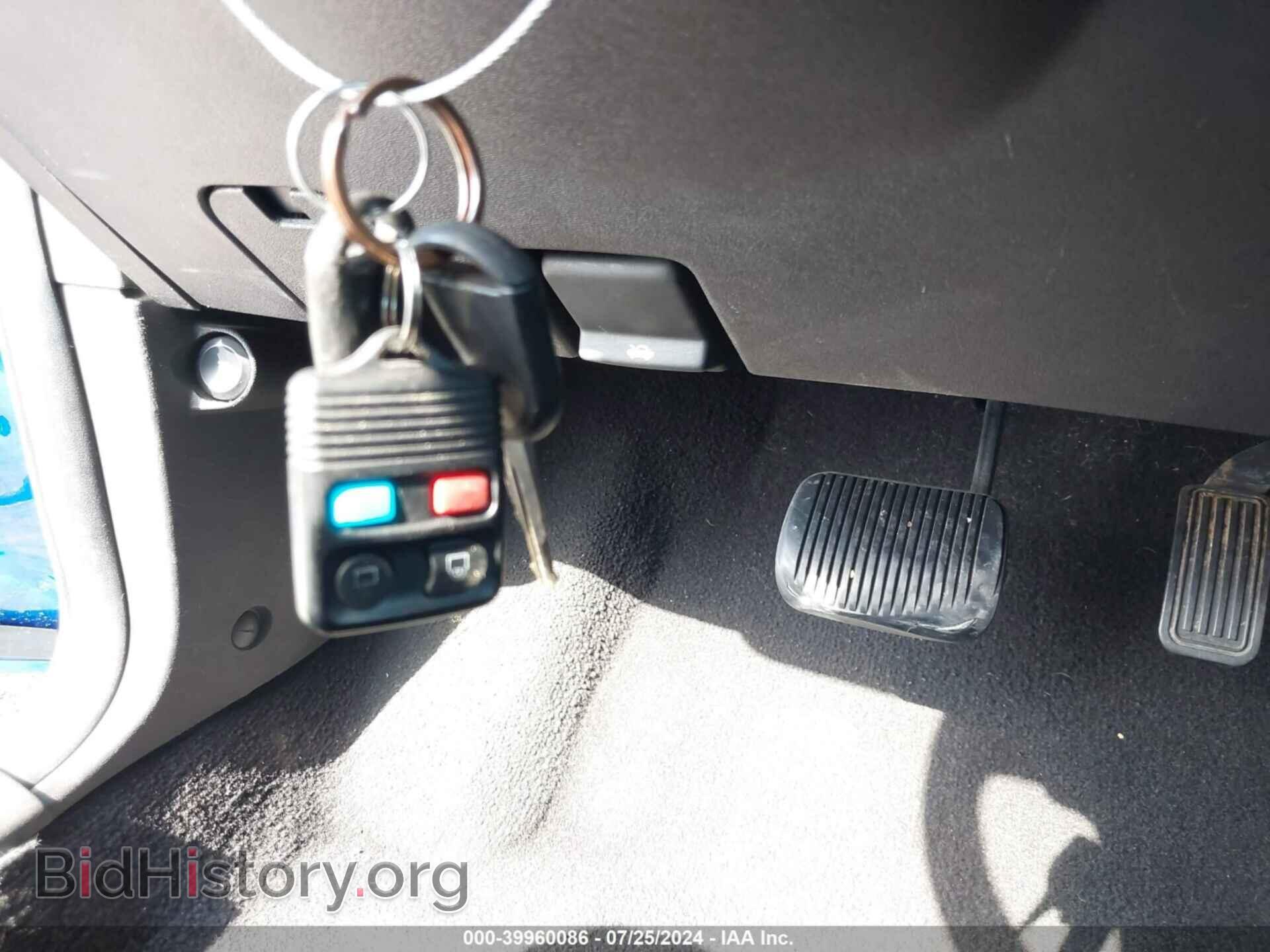 2011 FORD FOCUS - VIN: 1FAHP3FN0BW202023 - Photo 11