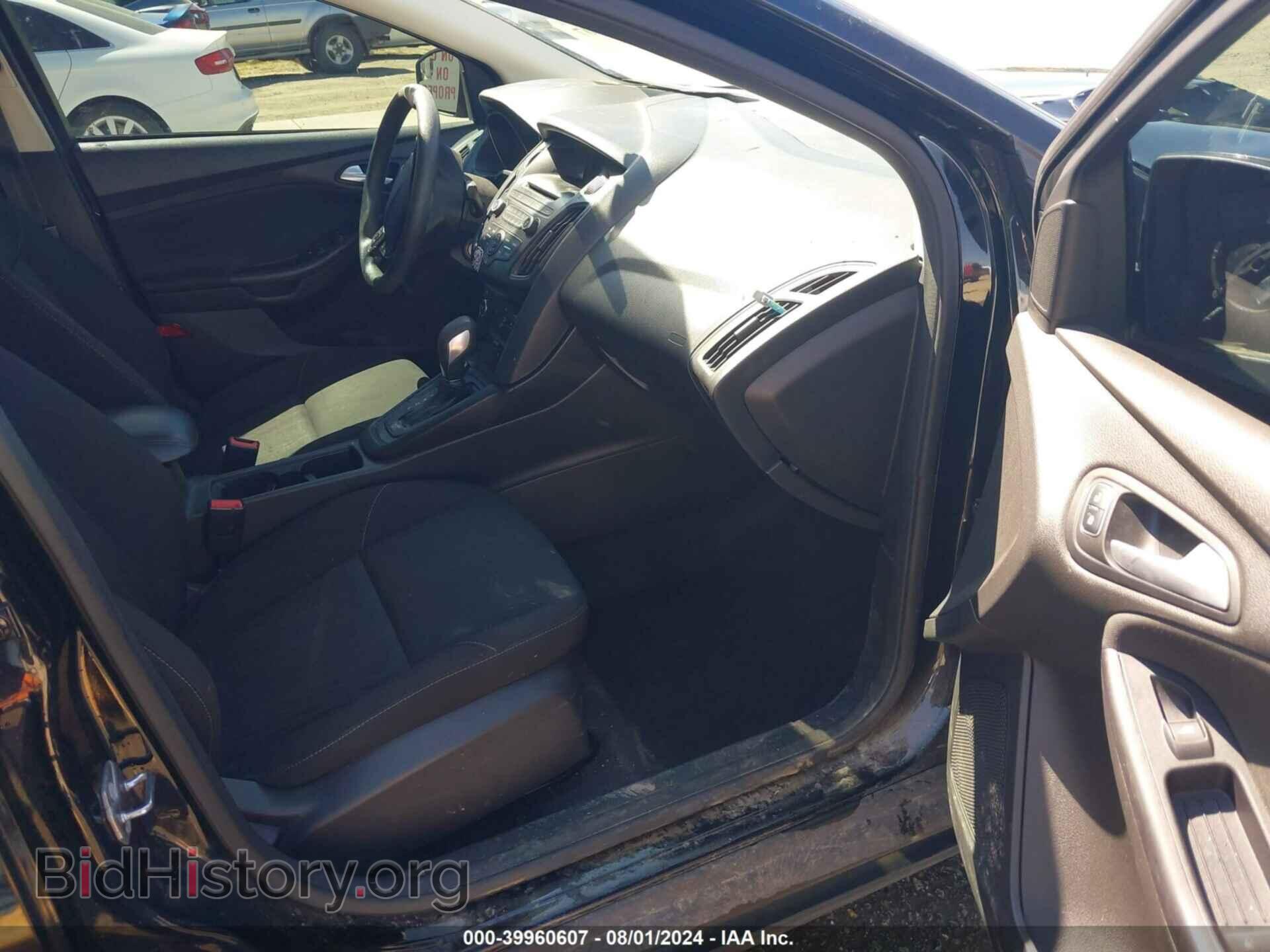 2017 FORD FOCUS - VIN: 1FADP3F2XHL246643 - Photo 5