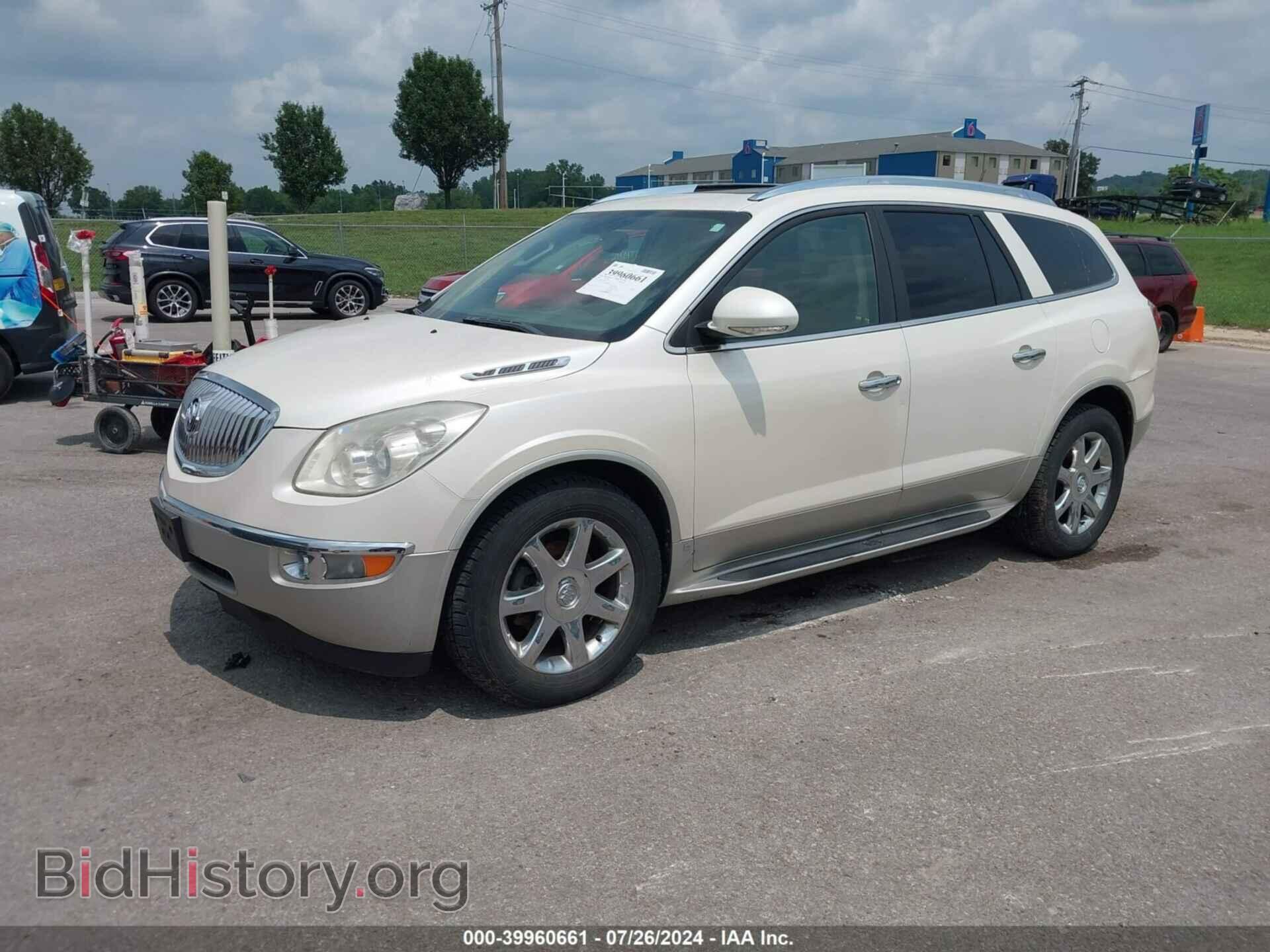2008 BUICK ENCLAVE - VIN: 5GAEV23778J160671 - Фото 2