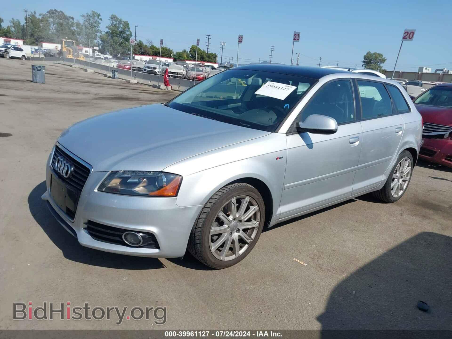 2011 AUDI A3 - VIN: WAUKEAFM4BA150200 - Фото 2