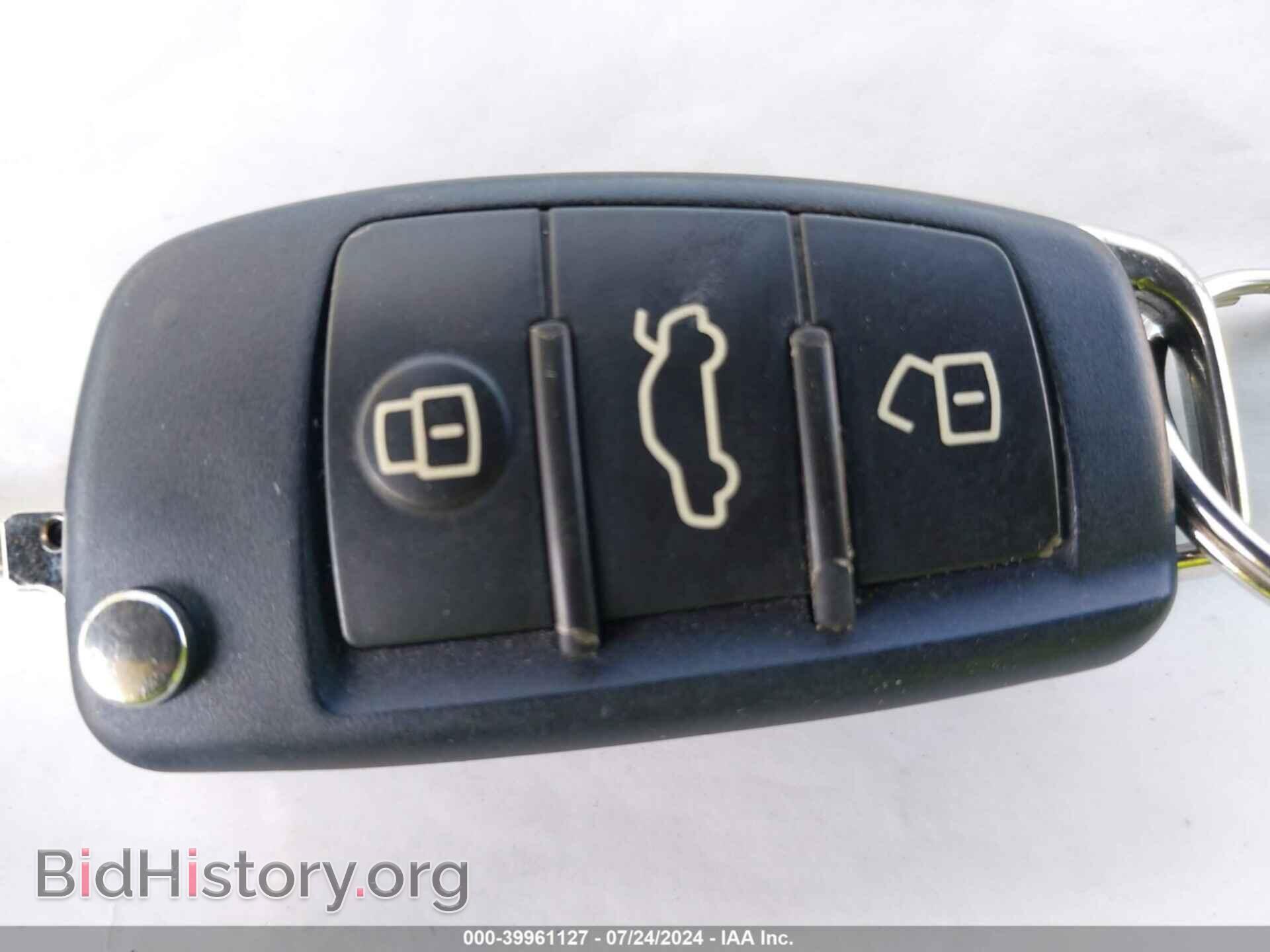 2011 AUDI A3 - VIN: WAUKEAFM4BA150200 - Фото 11