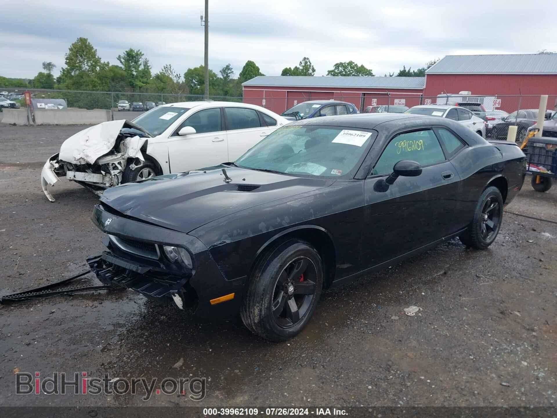 2010 DODGE CHALLENGER - VIN: 2B3CJ4DV5AH190044 - Фото 2