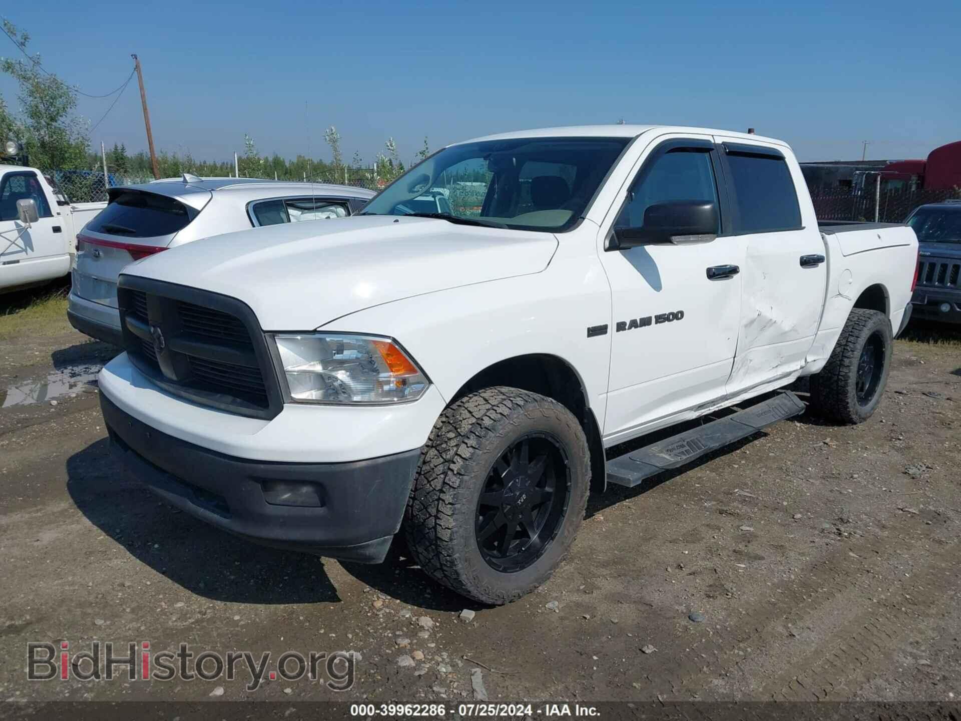 2011 RAM RAM 1500 - VIN: 1D7RB1CT3BS634266 - Фото 2
