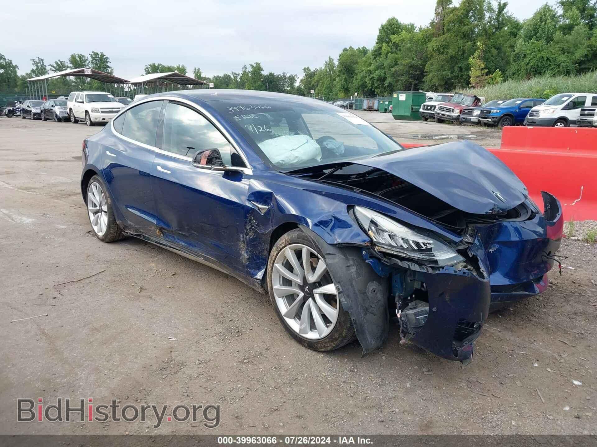 Фотография 5YJ3E1EB6JF088456 - TESLA MODEL 3 2018
