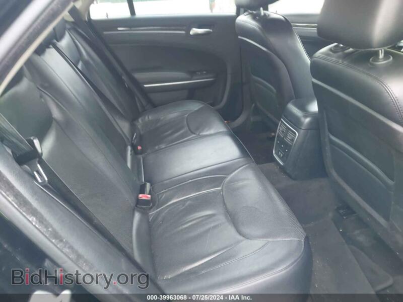 2015 Chrysler 300C (VIN 2C3CCAKG3FH808596) — фото 8 из 17