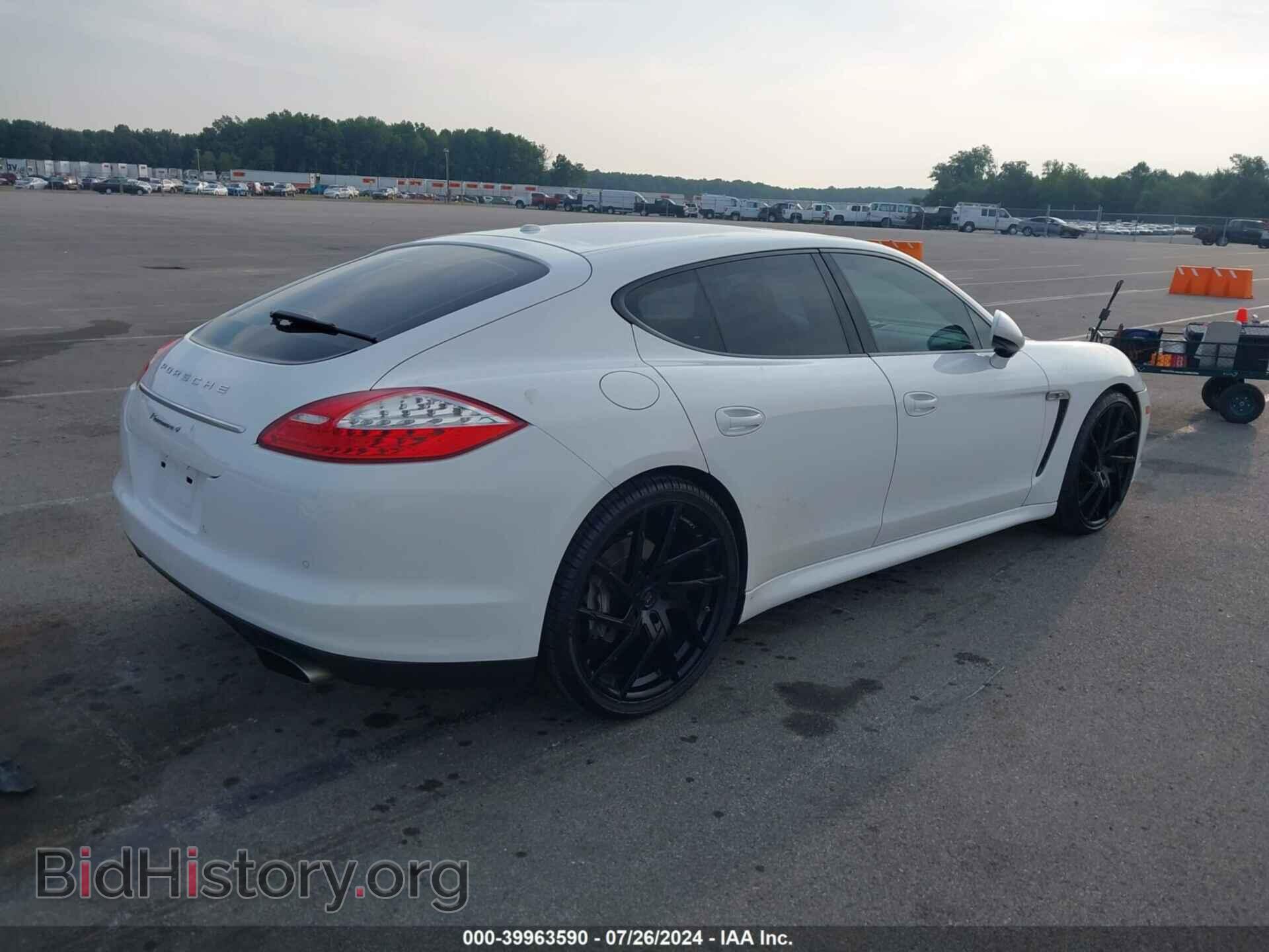 2012 PORSCHE PANAMERA - VIN: WP0AA2A79CL017732 - Photo 4