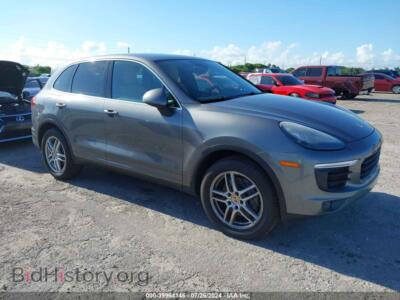 2016 Porsche CAYENNE, gray — VIN WP1AA2A27GLA10643, IAAI