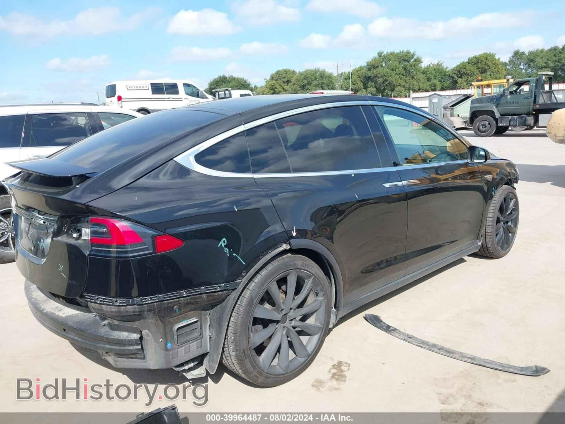 2016 TESLA MODEL X - VIN: 5YJXCAE2XGF004543 - Photo 4
