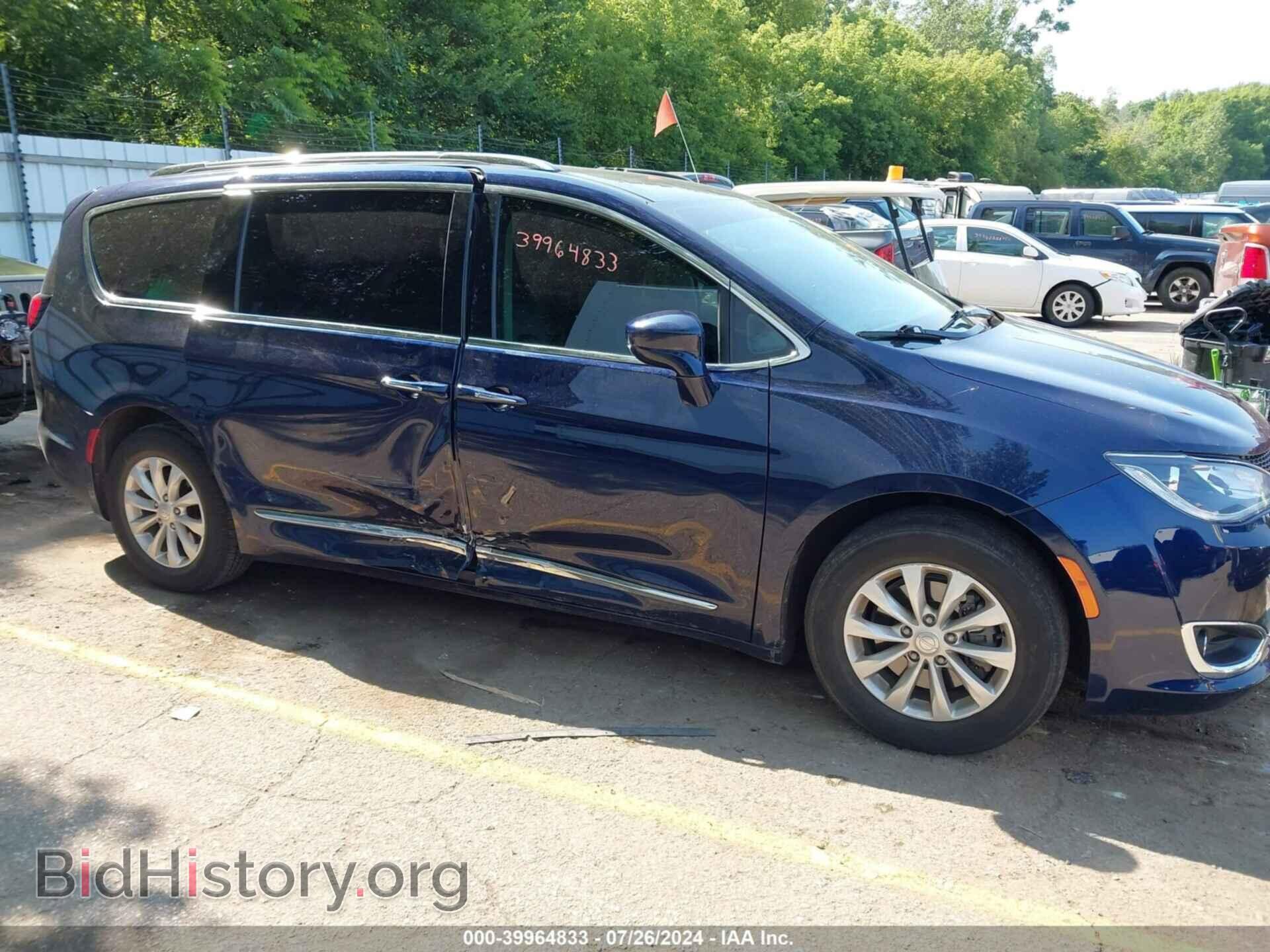 2019 CHRYSLER PACIFICA - VIN: 2C4RC1BG8KR706026 - Фото 13