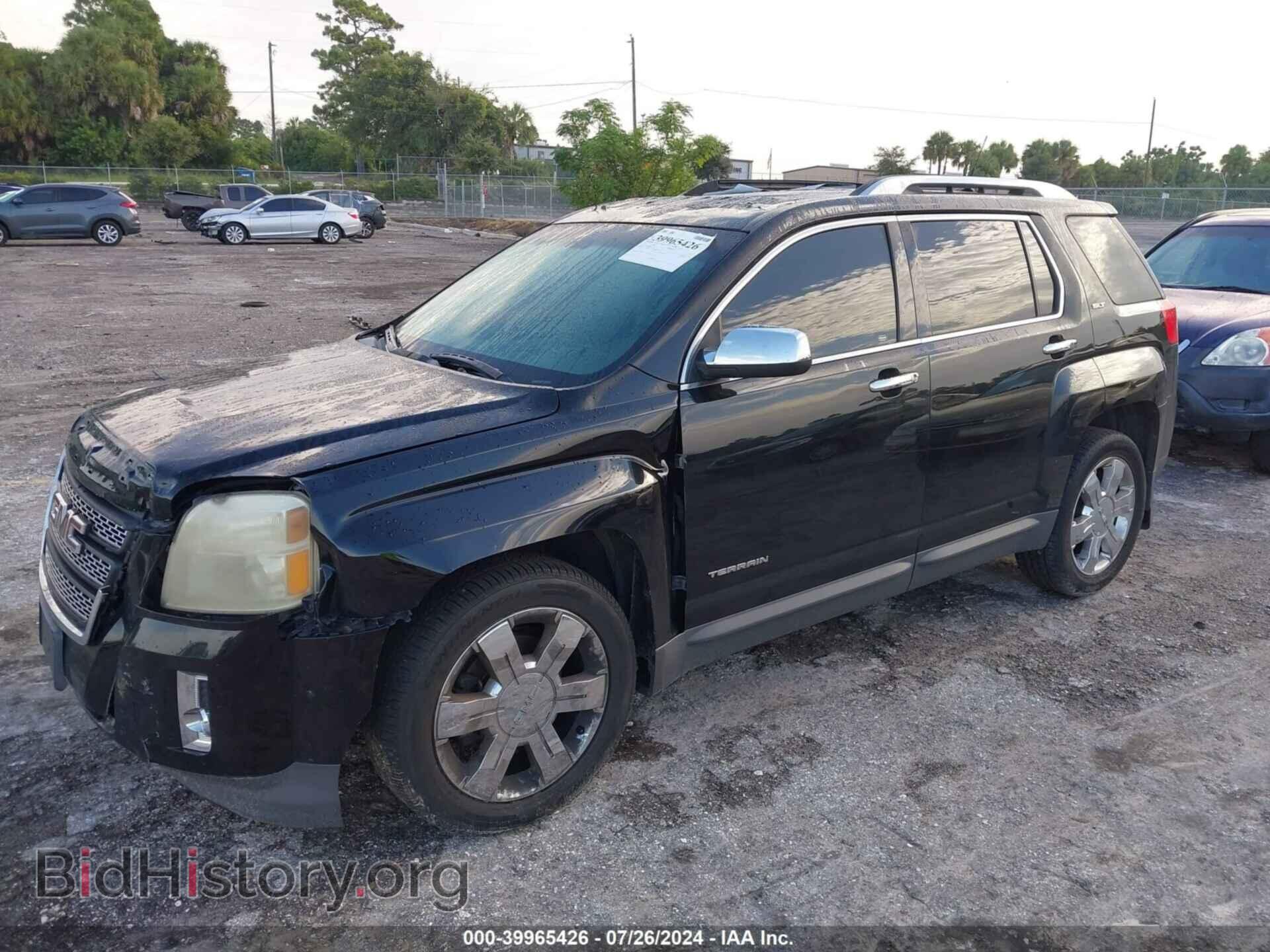 2011 GMC TERRAIN - VIN: 2CTFLXE54B6373376 - Photo 2