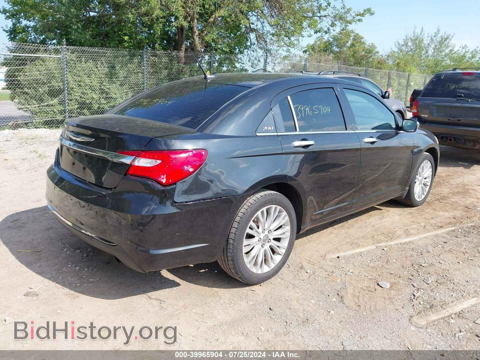 2011 CHRYSLER 200 - VIN: 1C3BC2FB7BN501059 - Фото 4