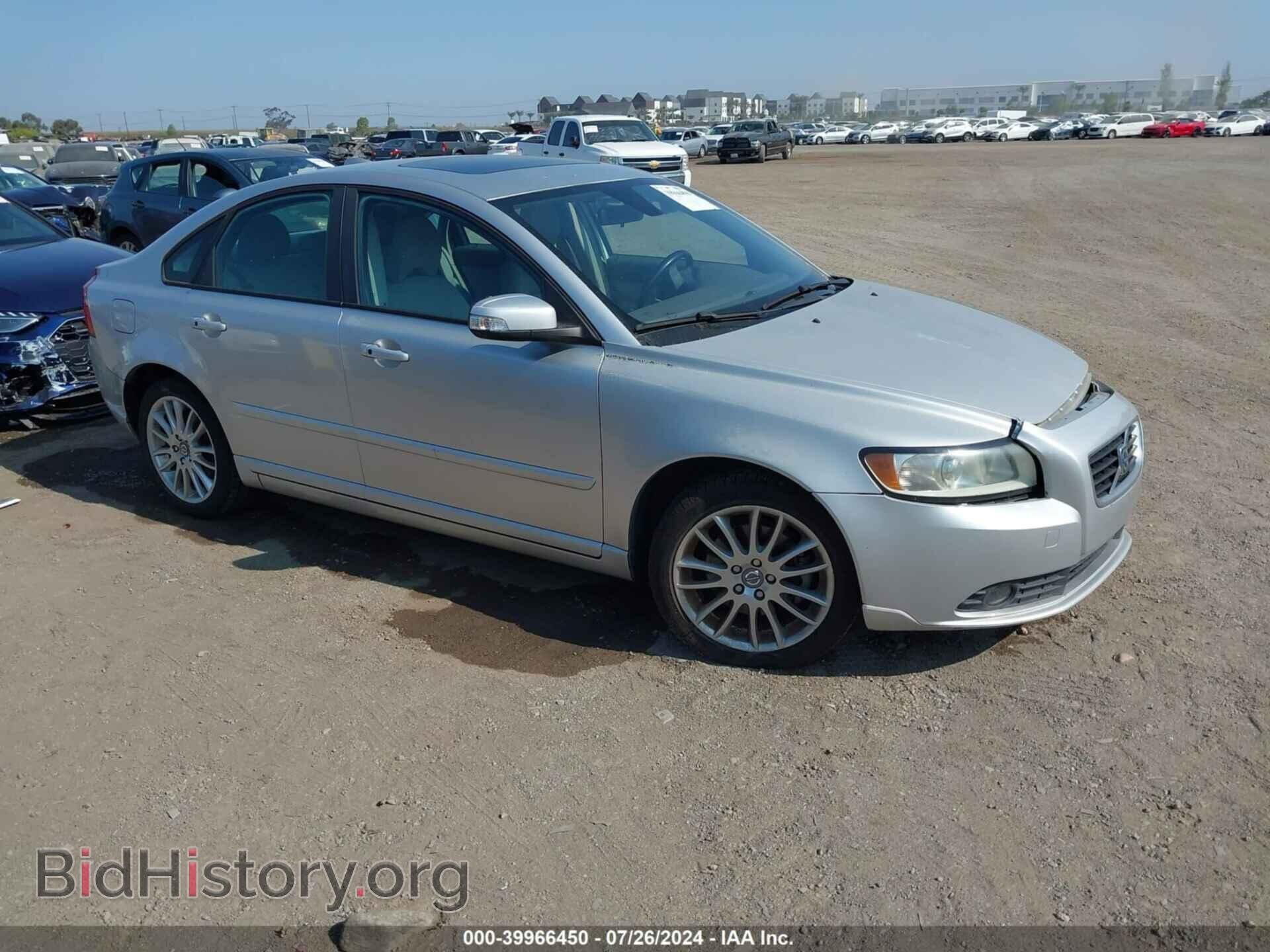 Фотография YV1390MS8A2497376 - VOLVO S40 2010