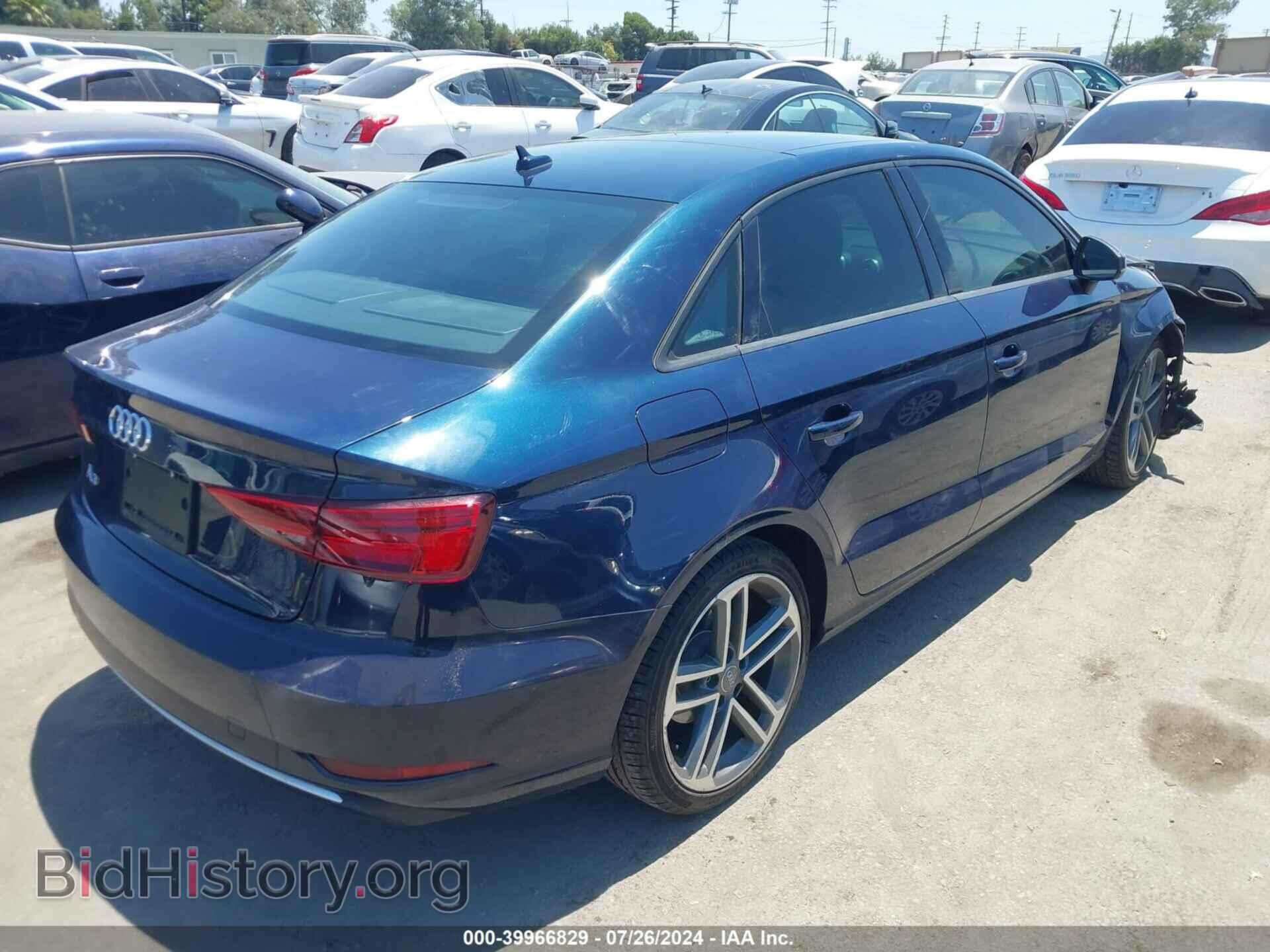 2017 AUDI A3 - VIN: WAUAUGFF3H1057549 - Фото 4