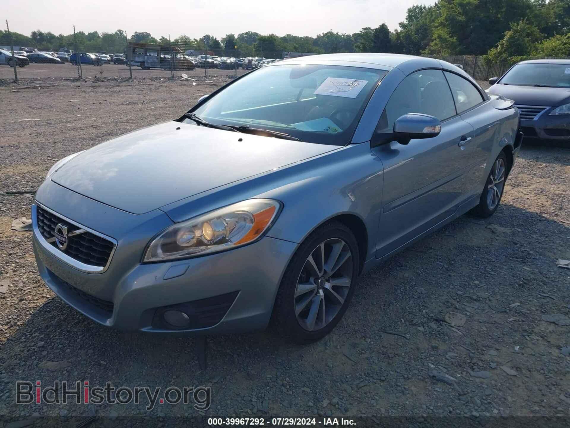 2011 VOLVO C70 - VIN: YV1672MC3BJ112238 - Фото 2