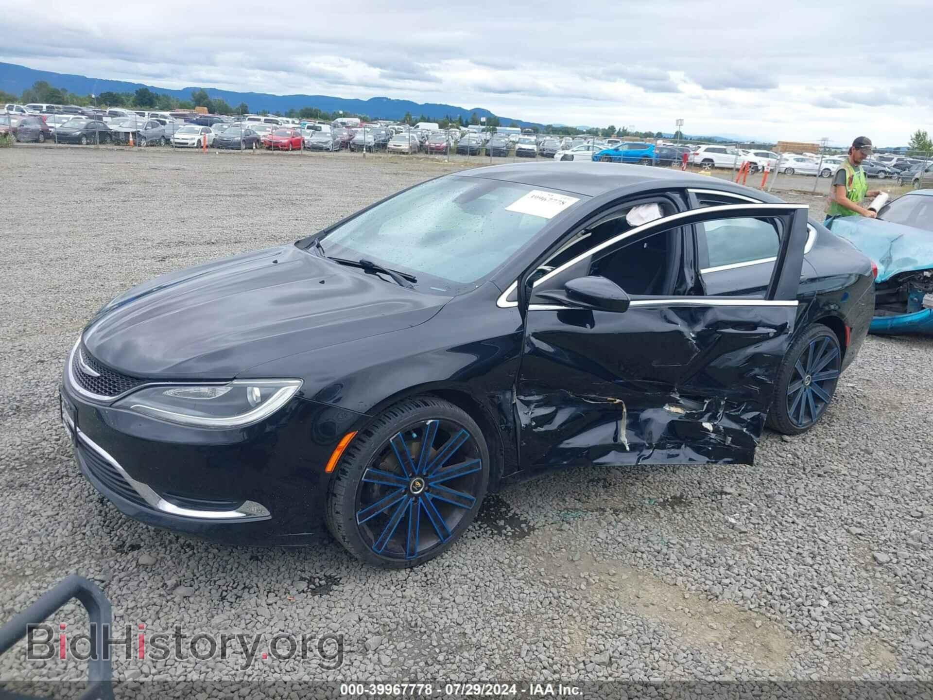 2016 CHRYSLER 200 - VIN: 1C3CCCAB8GN153359 - Фото 2