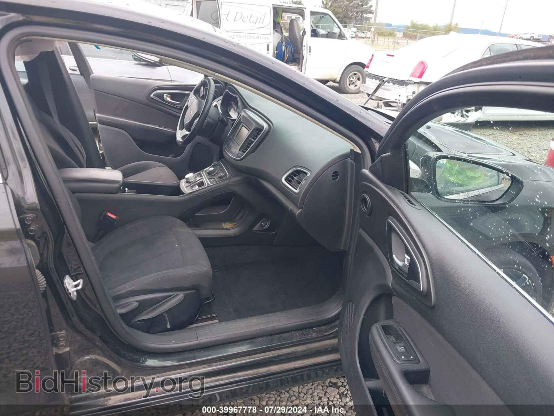 2016 CHRYSLER 200 - VIN: 1C3CCCAB8GN153359 - Фото 5