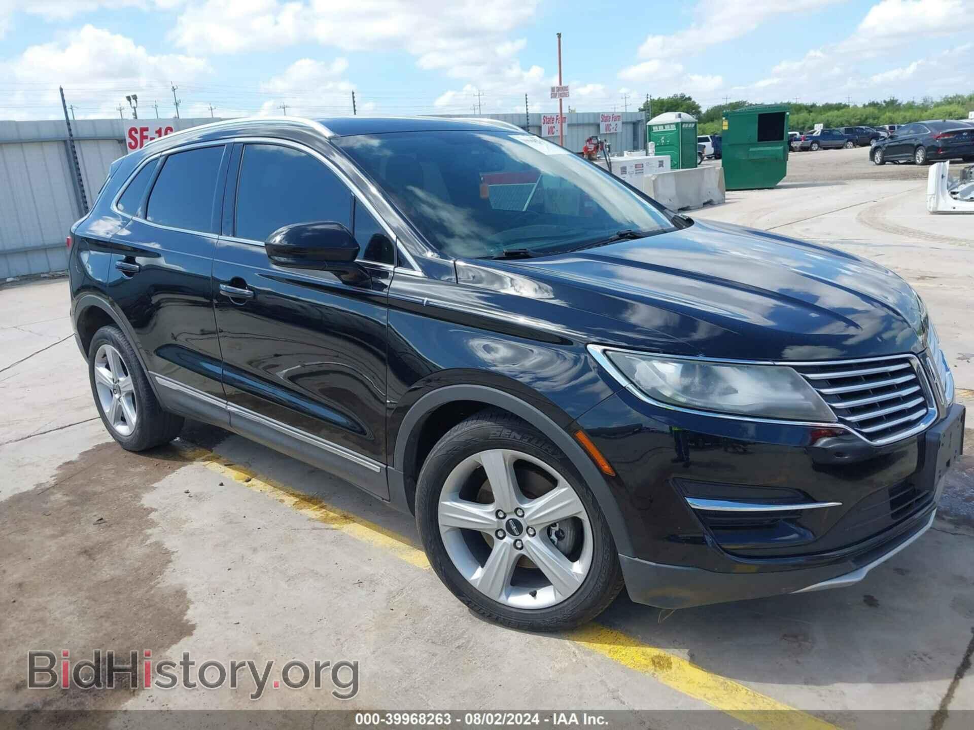 Фотография 5LMCJ1C91HUL46887 - LINCOLN MKC 2017