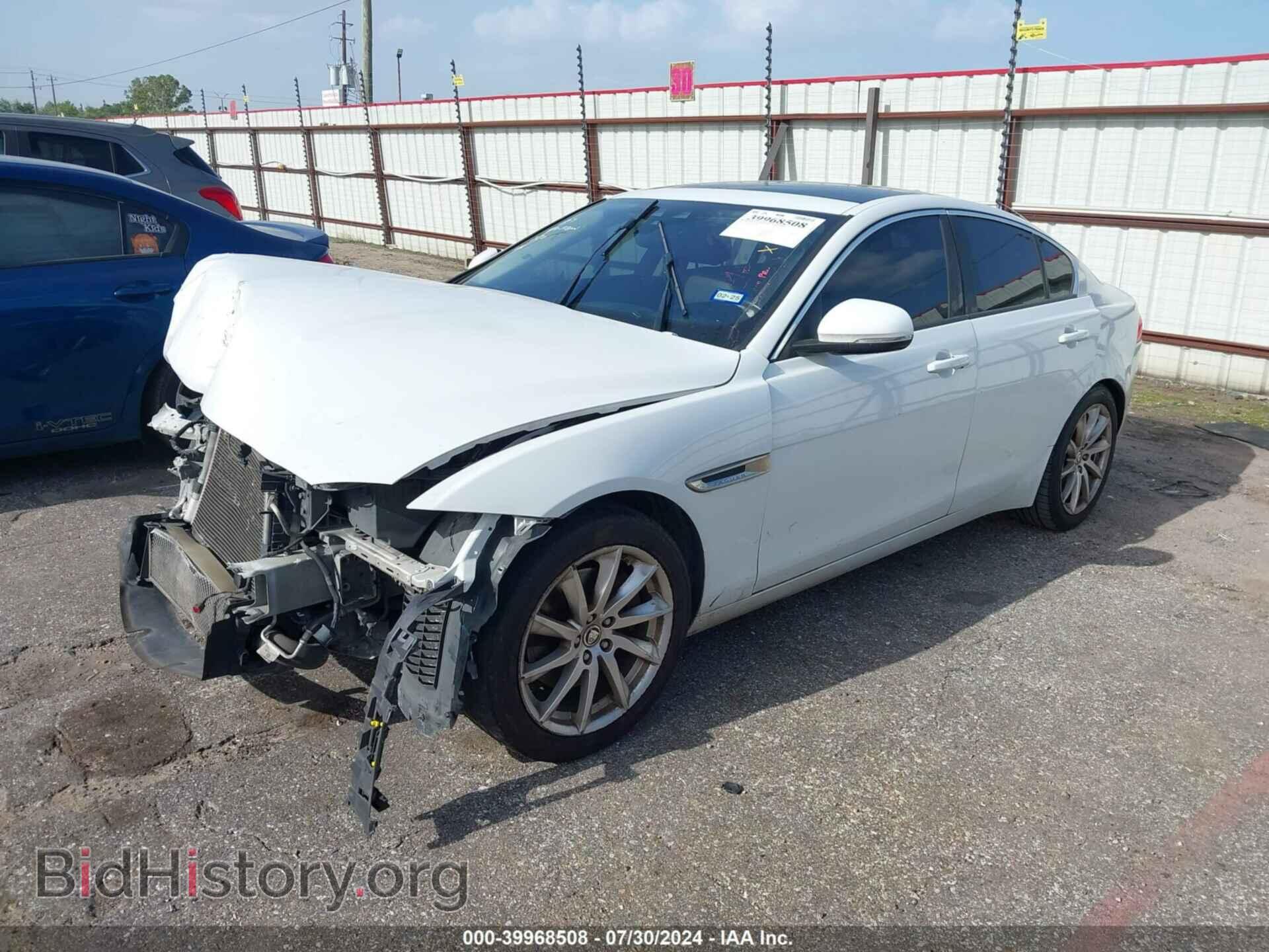 2017 JAGUAR XE - VIN: SAJAR4BG7HA969121 - Фото 2