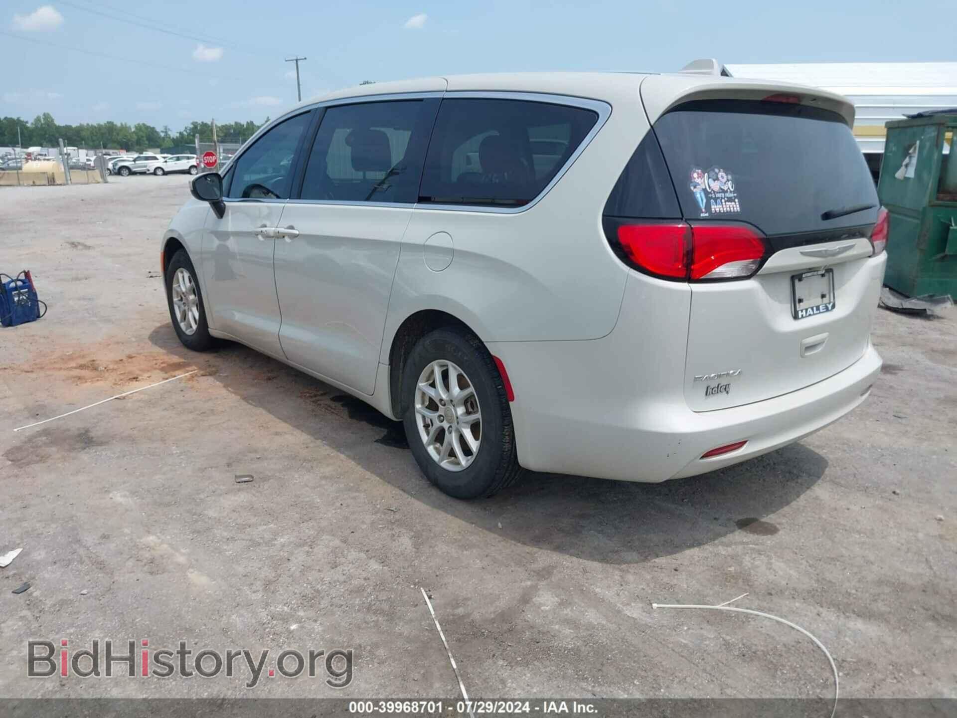 2017 CHRYSLER PACIFICA - VIN: 2C4RC1DG2HR610009 - Photo 3