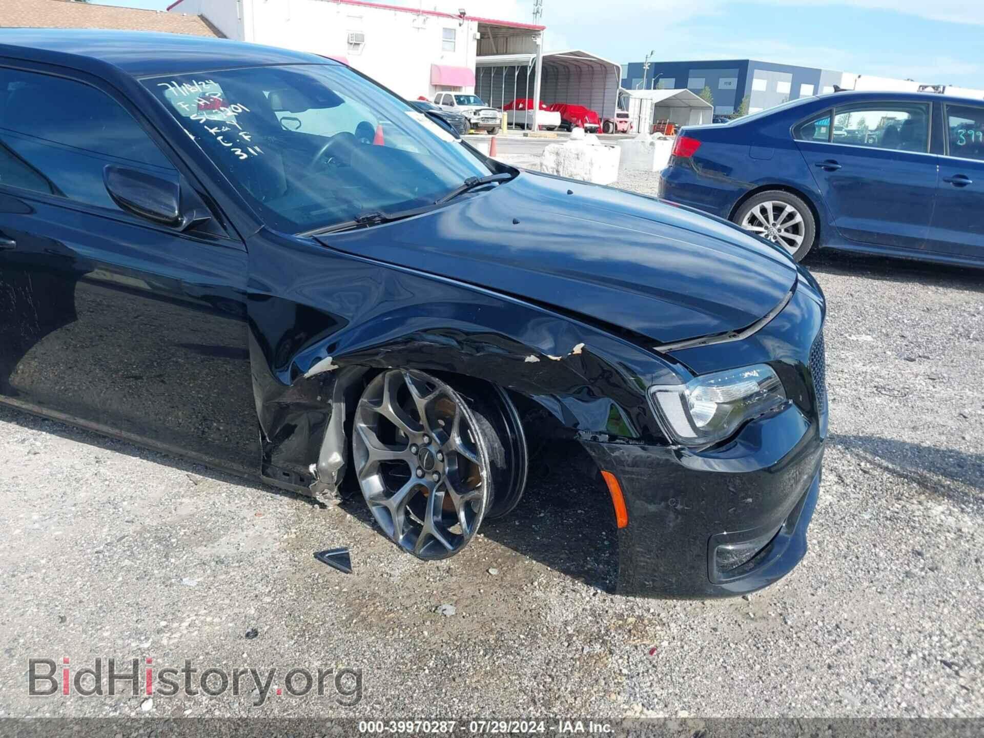 2017 CHRYSLER 300 - VIN: 2C3CCABT9HH647154 - Фото 6