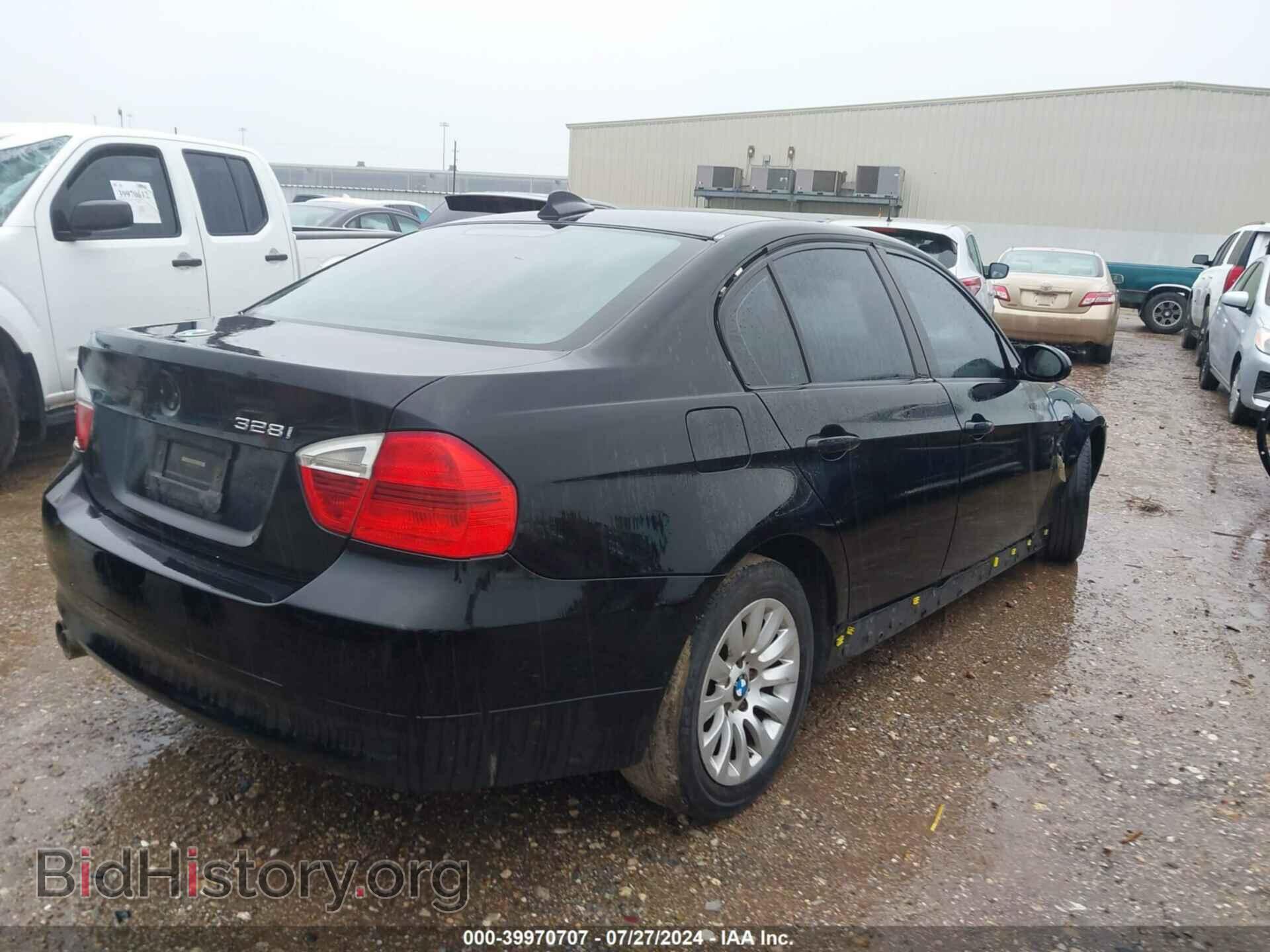 2008 BMW 328I - VIN: WBAVA33568P142736 - Фото 4