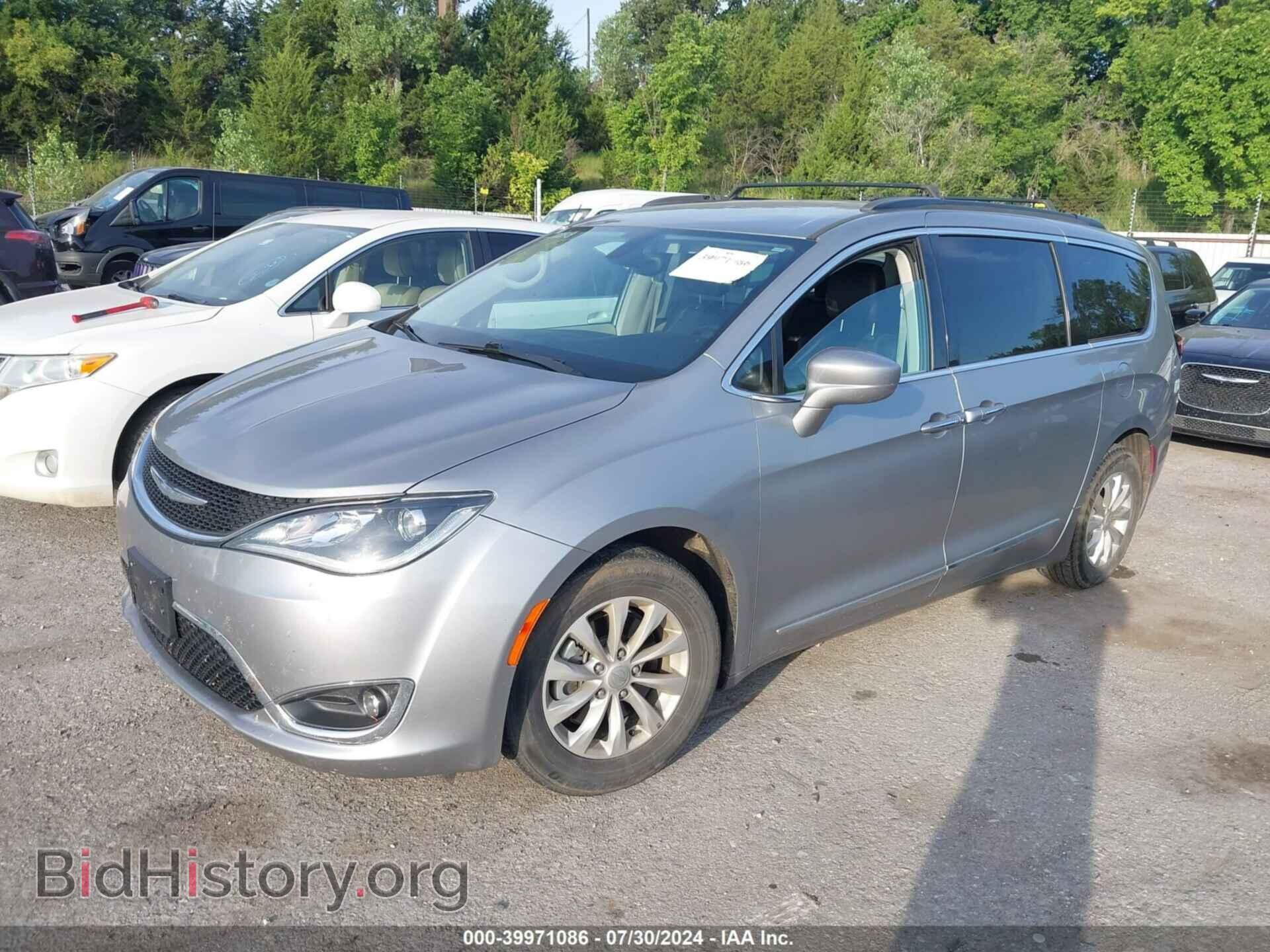 2017 CHRYSLER PACIFICA - VIN: 2C4RC1BG7HR702848 - Photo 2