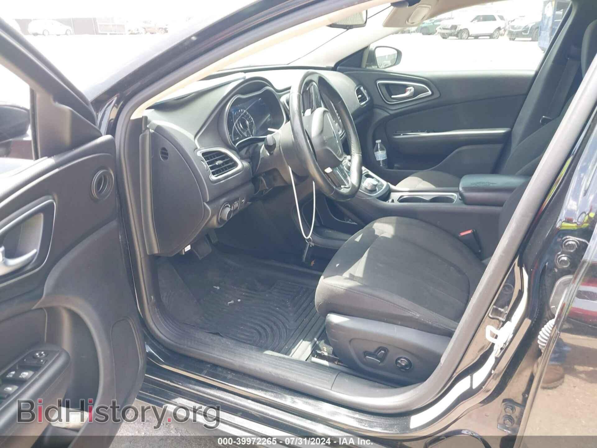 2016 CHRYSLER 200 - VIN: 1C3CCCAB0GN147135 - Фото 5