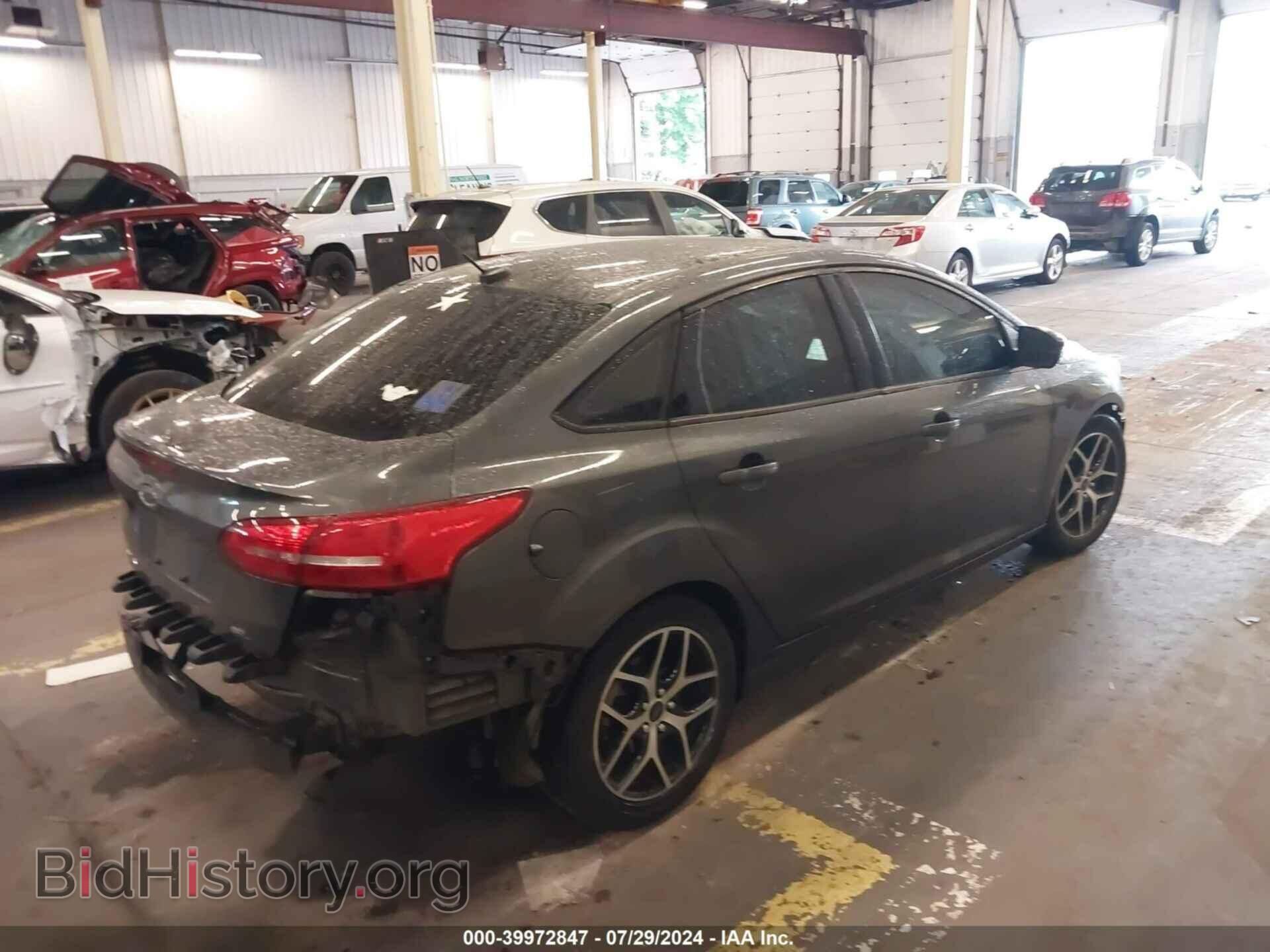 2017 FORD FOCUS - VIN: 1FADP3H26HL299966 - Фото 4